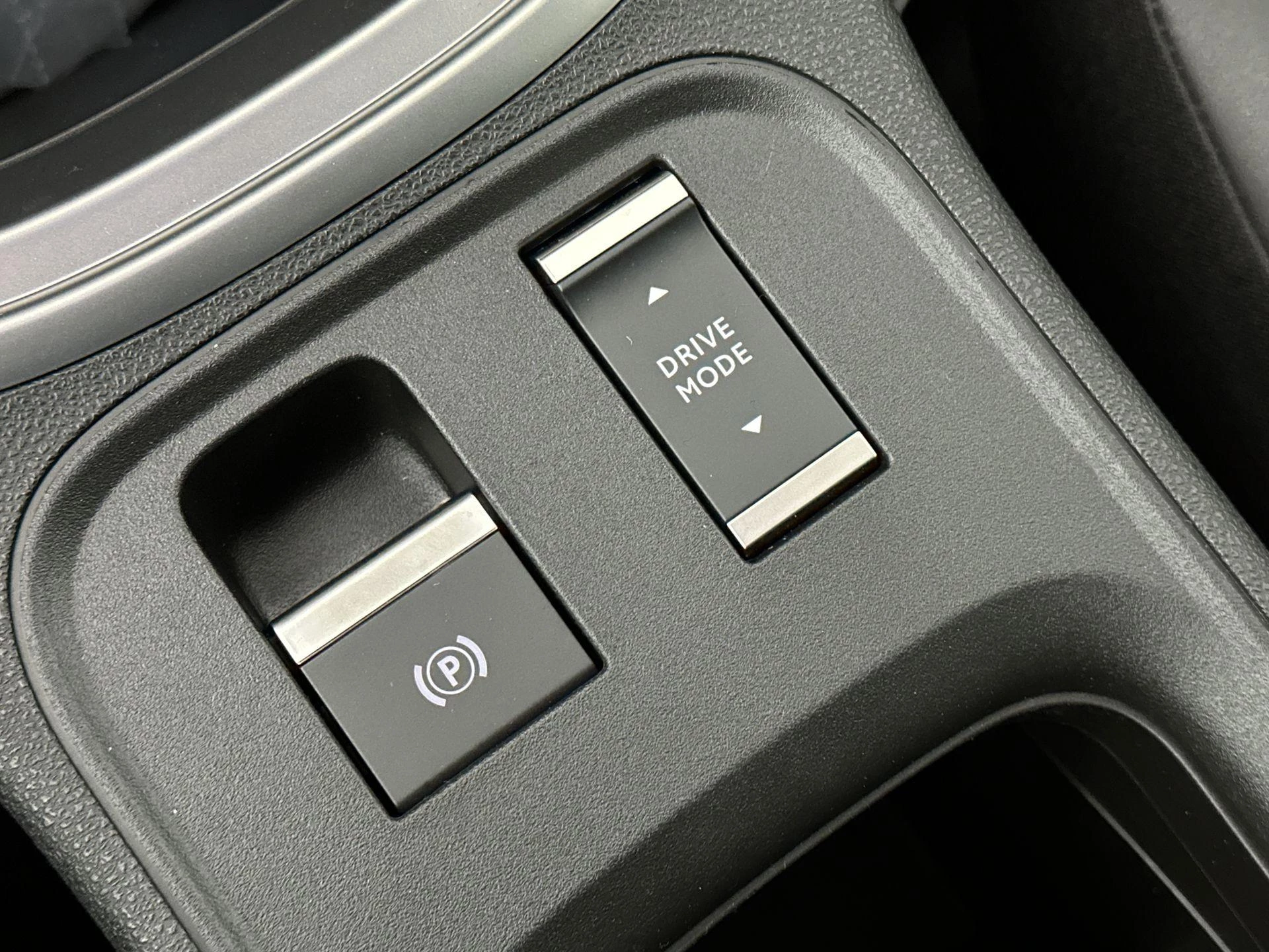 Jeep Avenger Summit 54 kWh