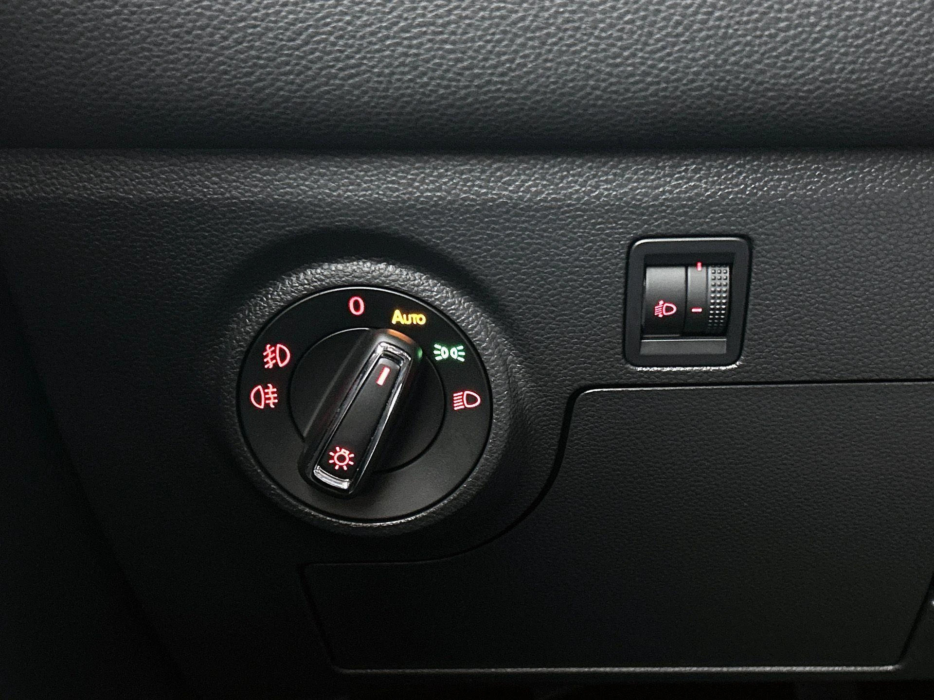 SEAT-Ibiza-image-23
