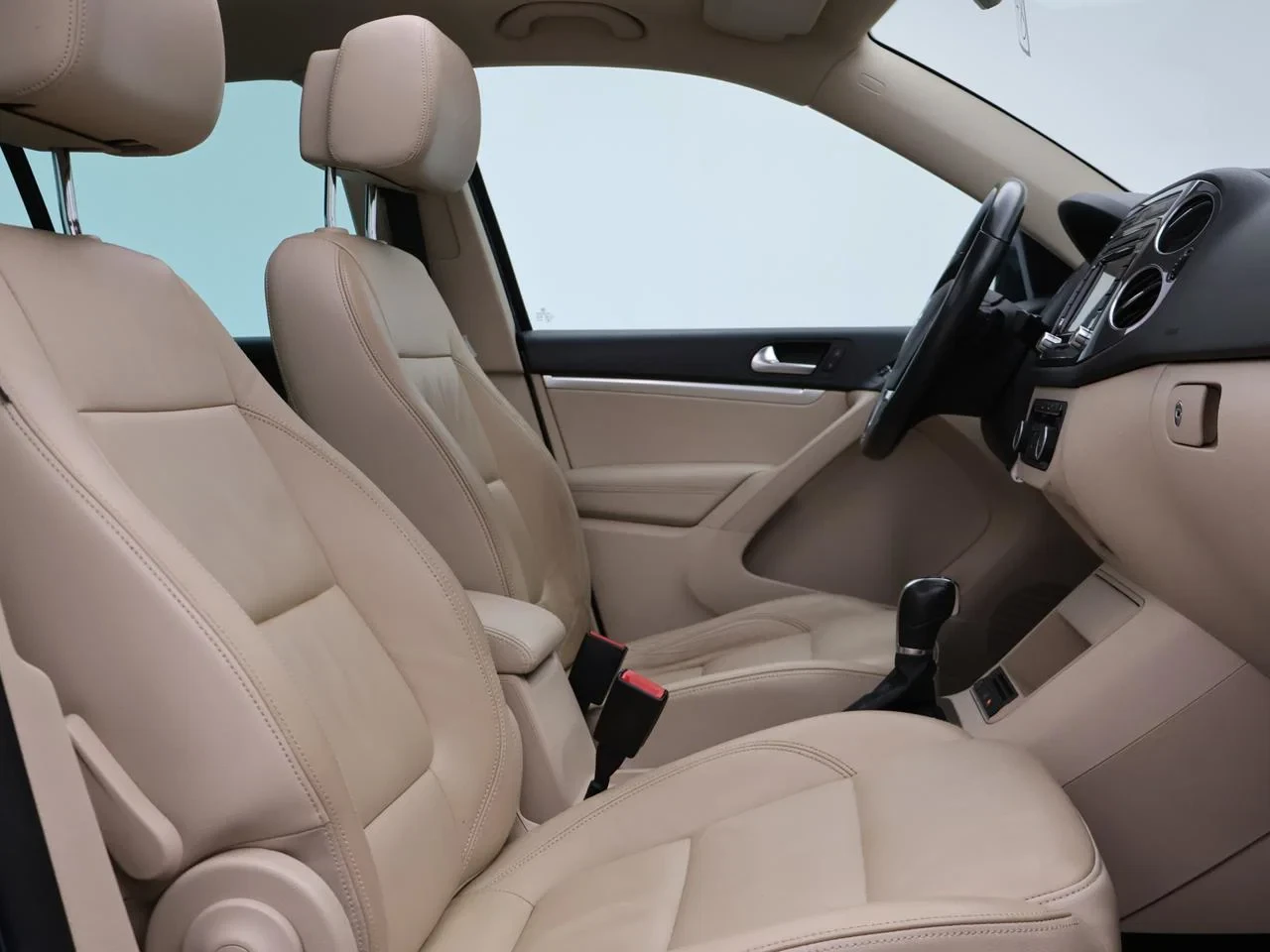 Volkswagen Tiguan Dsl Tiguan 2.0 CR TDi *4MOTION*DSG*NAVI*LEDER*PANO*TREKHAAK*...