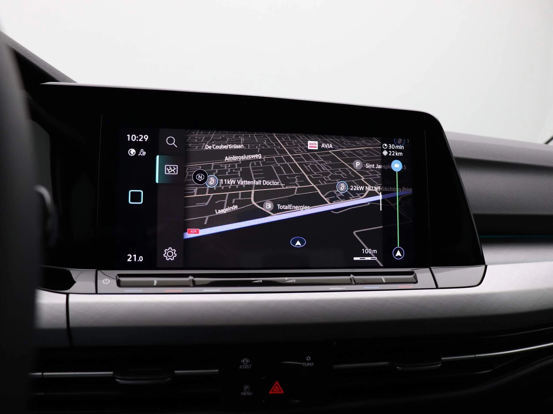 Volkswagen-Golf-image-15