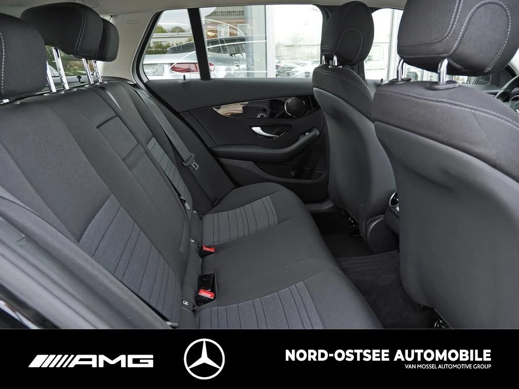 Mercedes-Benz C-Klasse 300 T de AVANTGARDE KEYLESS LED TEMPO ADVANCED AVANTGARDEW205 C 300 T de AVANTGARDE KEYLESS LED TEMPO ADVANCED AVANTGARDE