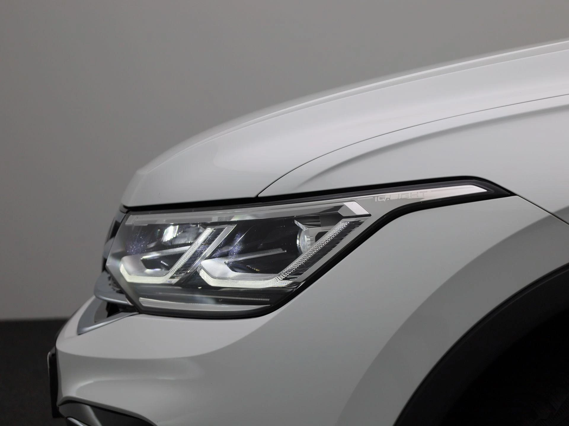 Volkswagen-Tiguan-image-15