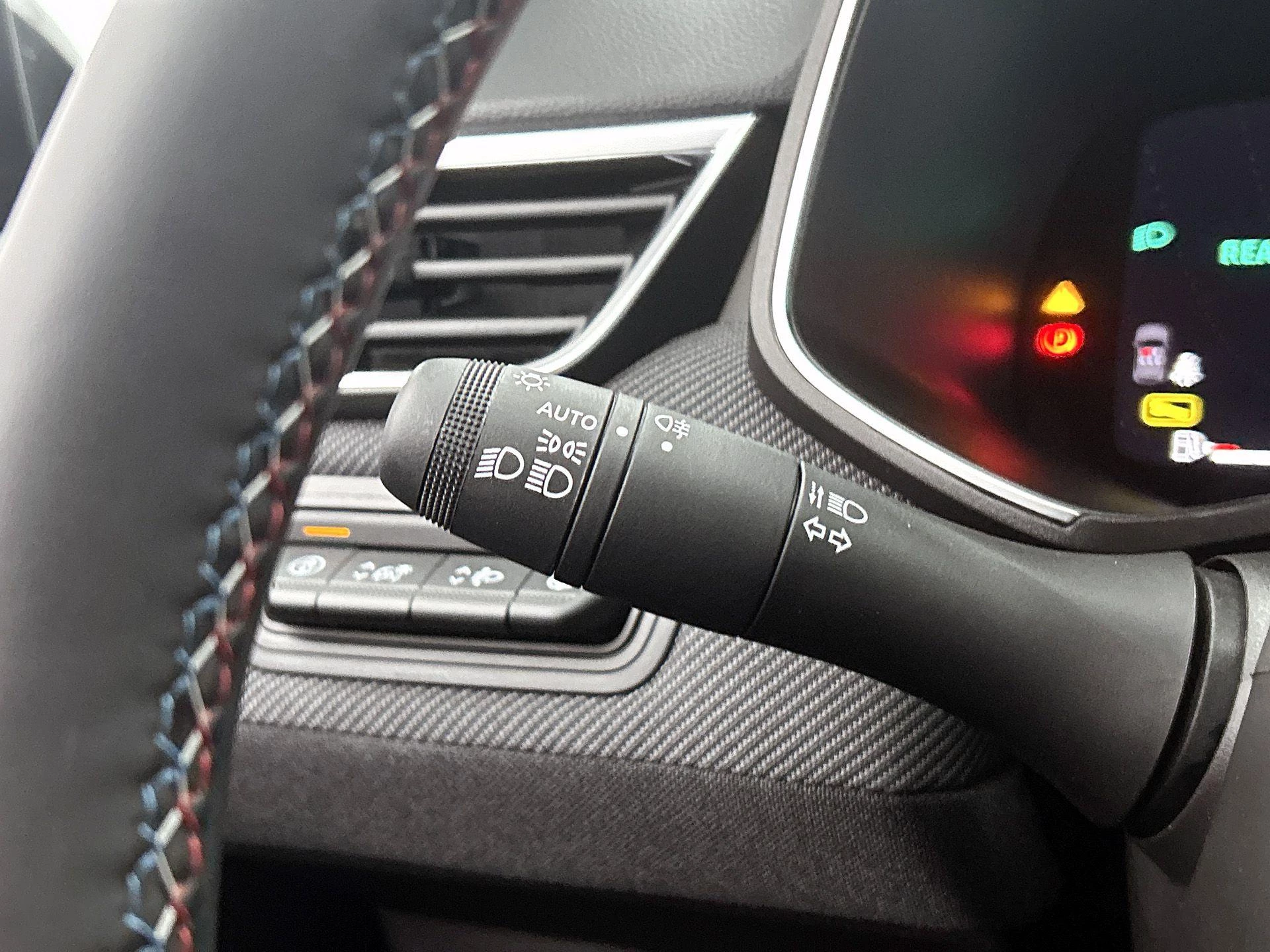 Renault-Clio-image-14