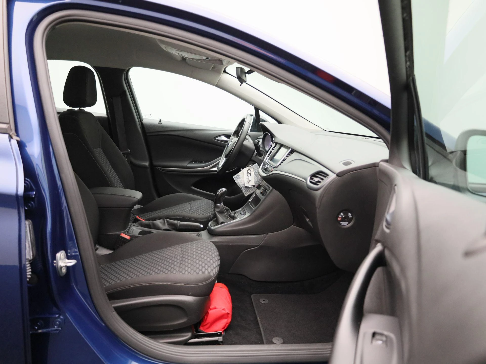 Opel-Astra-image-28