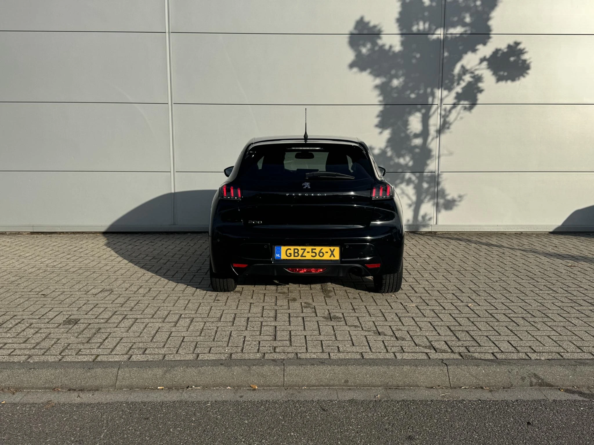 Peugeot-208-image-4