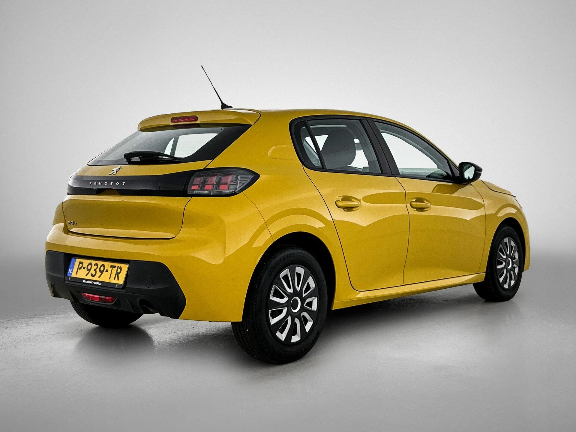 Peugeot-208-image-3