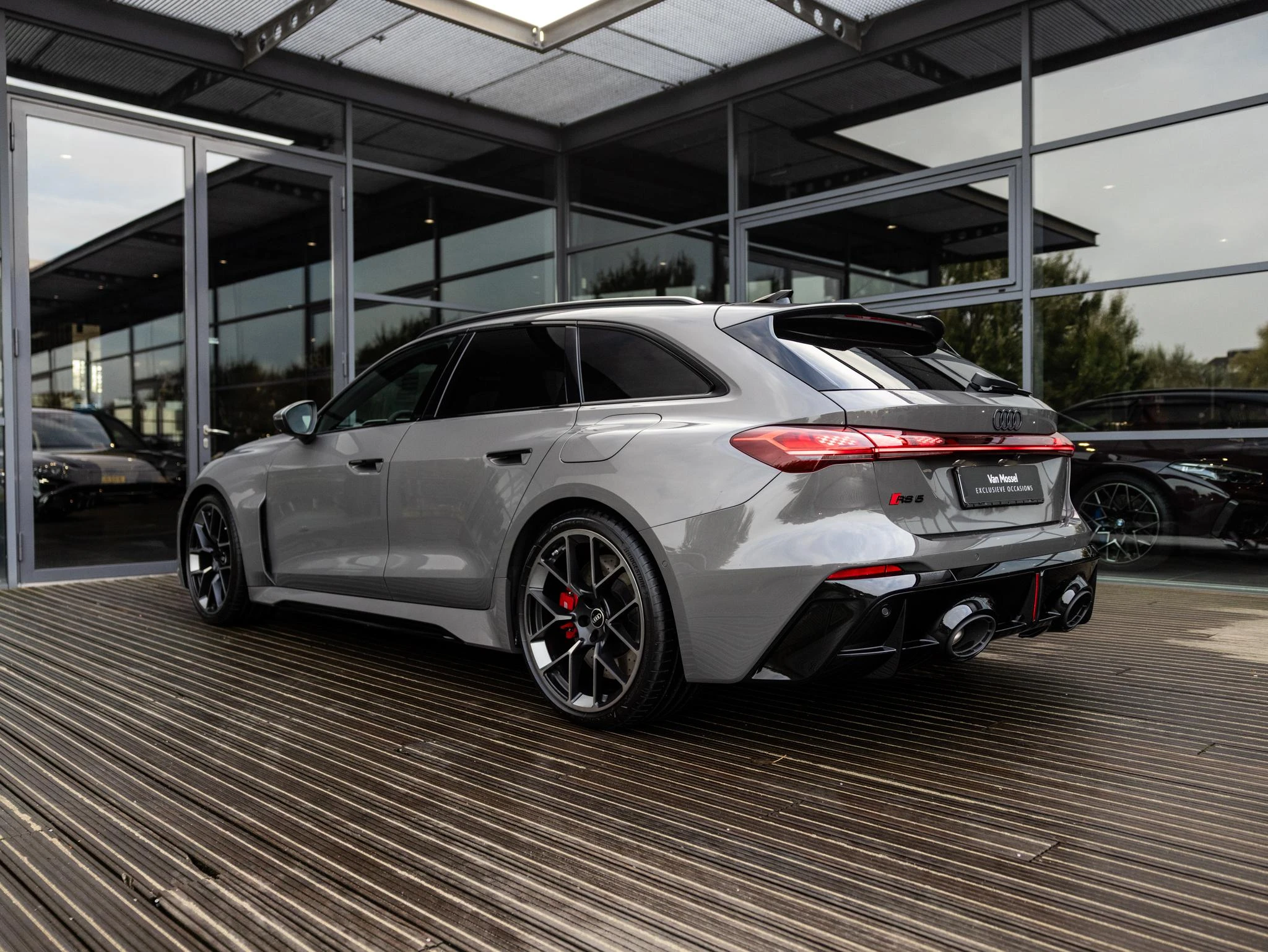 Audi-RS5-image-4