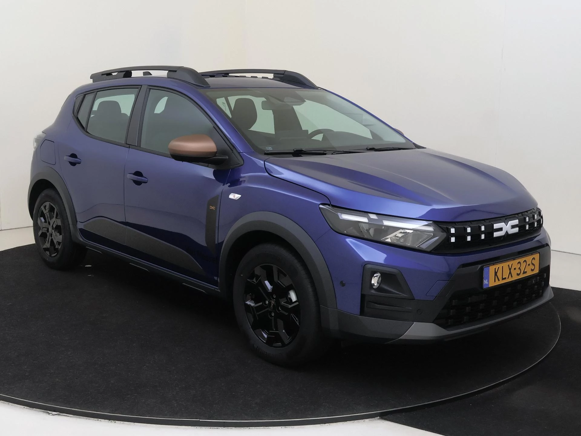 Dacia-Sandero Stepway-image-1
