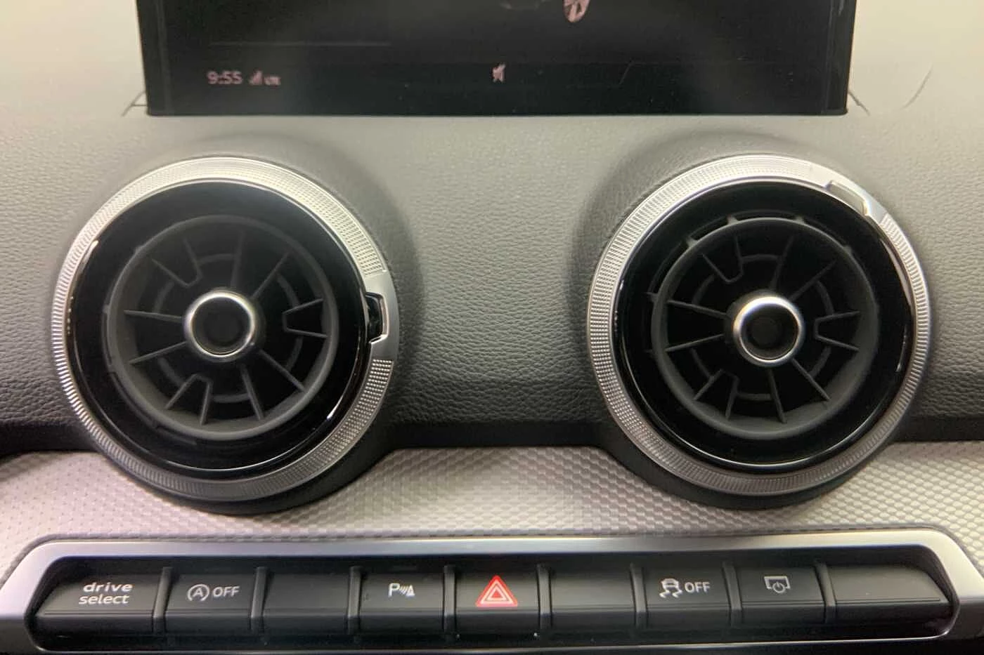 Audi-Q2-image-25