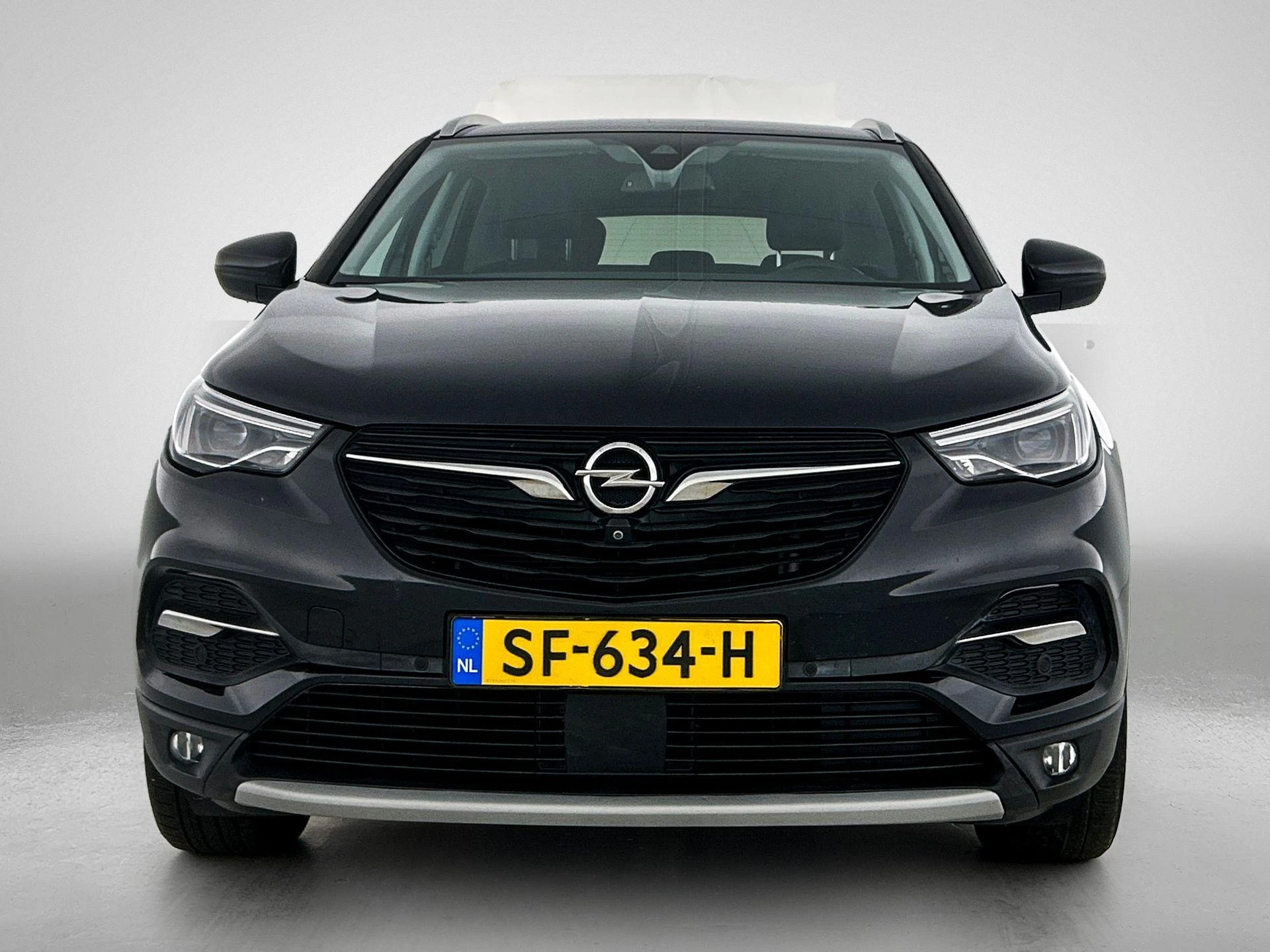 Opel-Grandland X-image-4