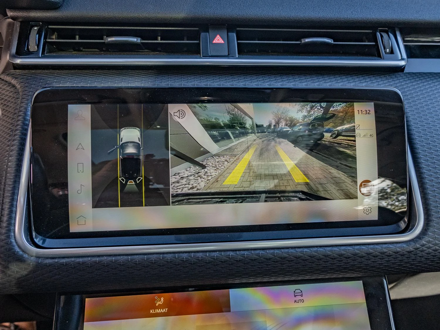 Land Rover-Range Rover Velar-image-15