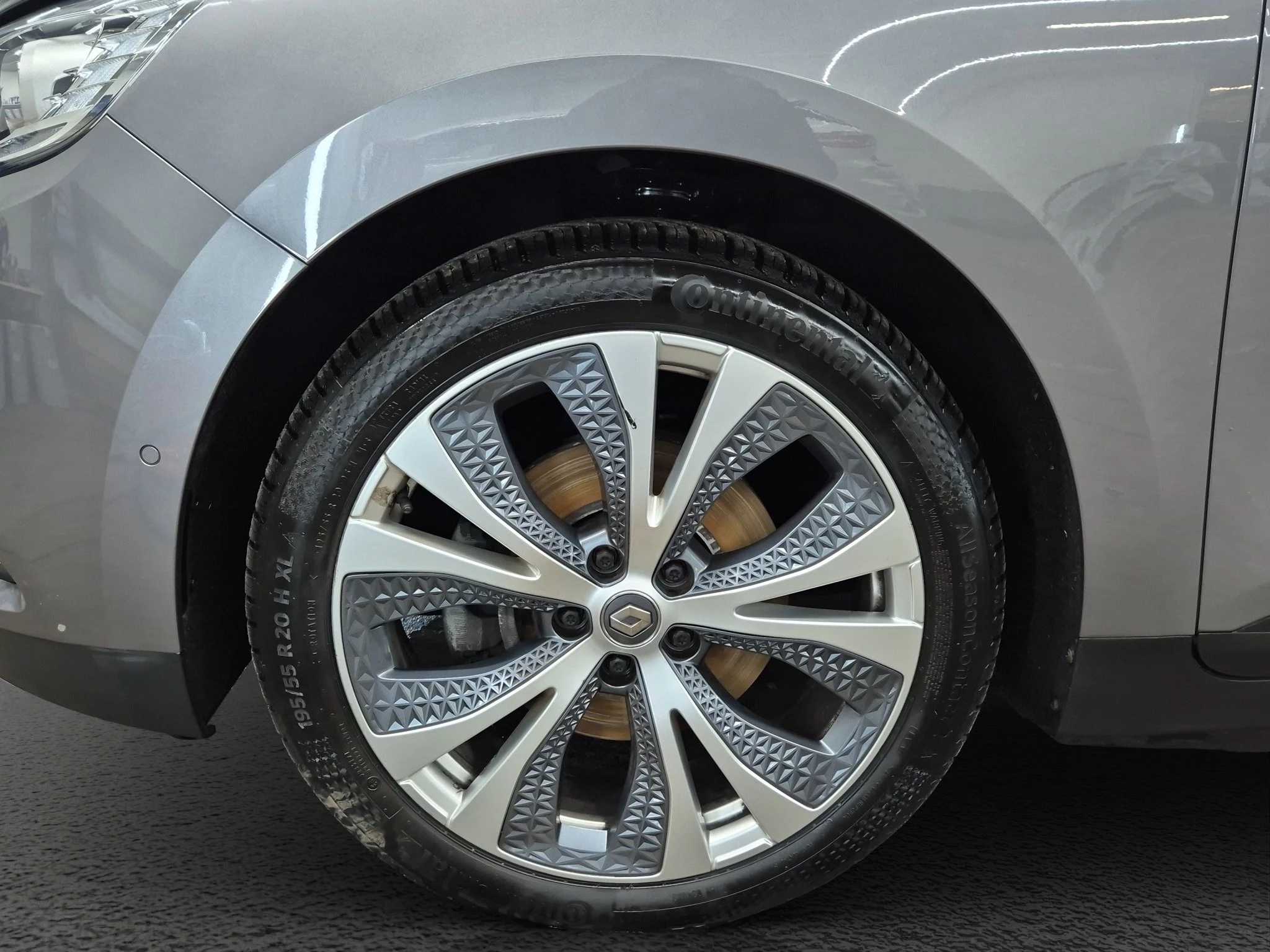 Renault-Grand Scénic-image-8