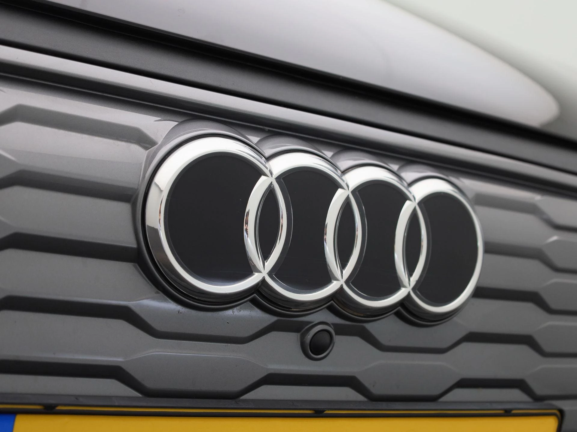 Audi-Q4 Sportback e-tron-image-7
