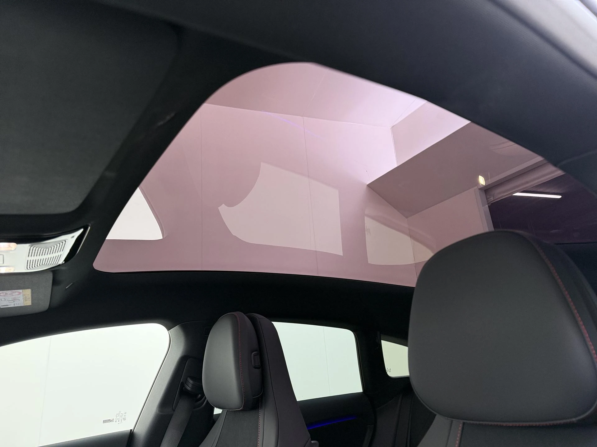 Mercedes-Benz-CLA-image-27