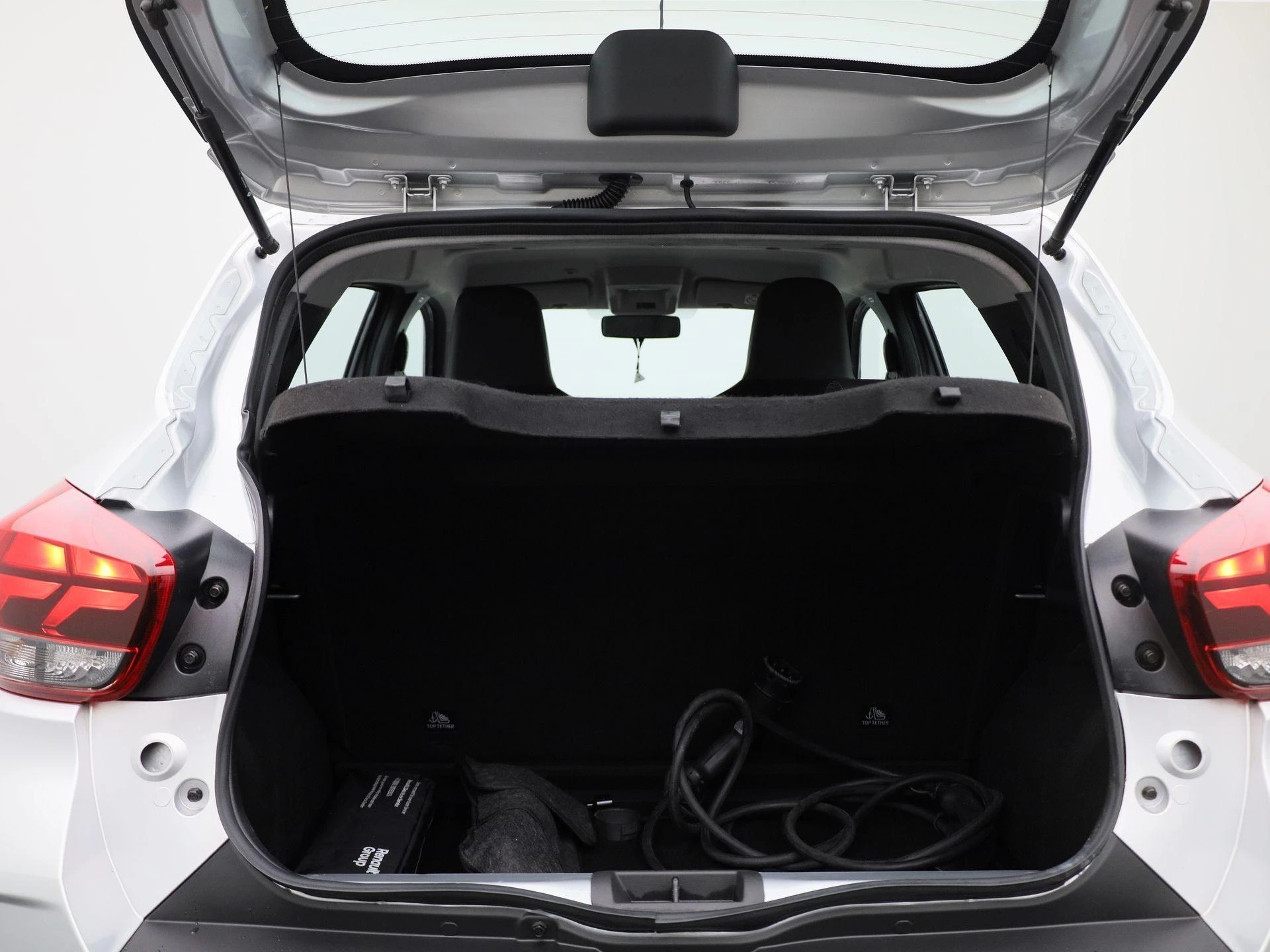 Dacia Spring - 14