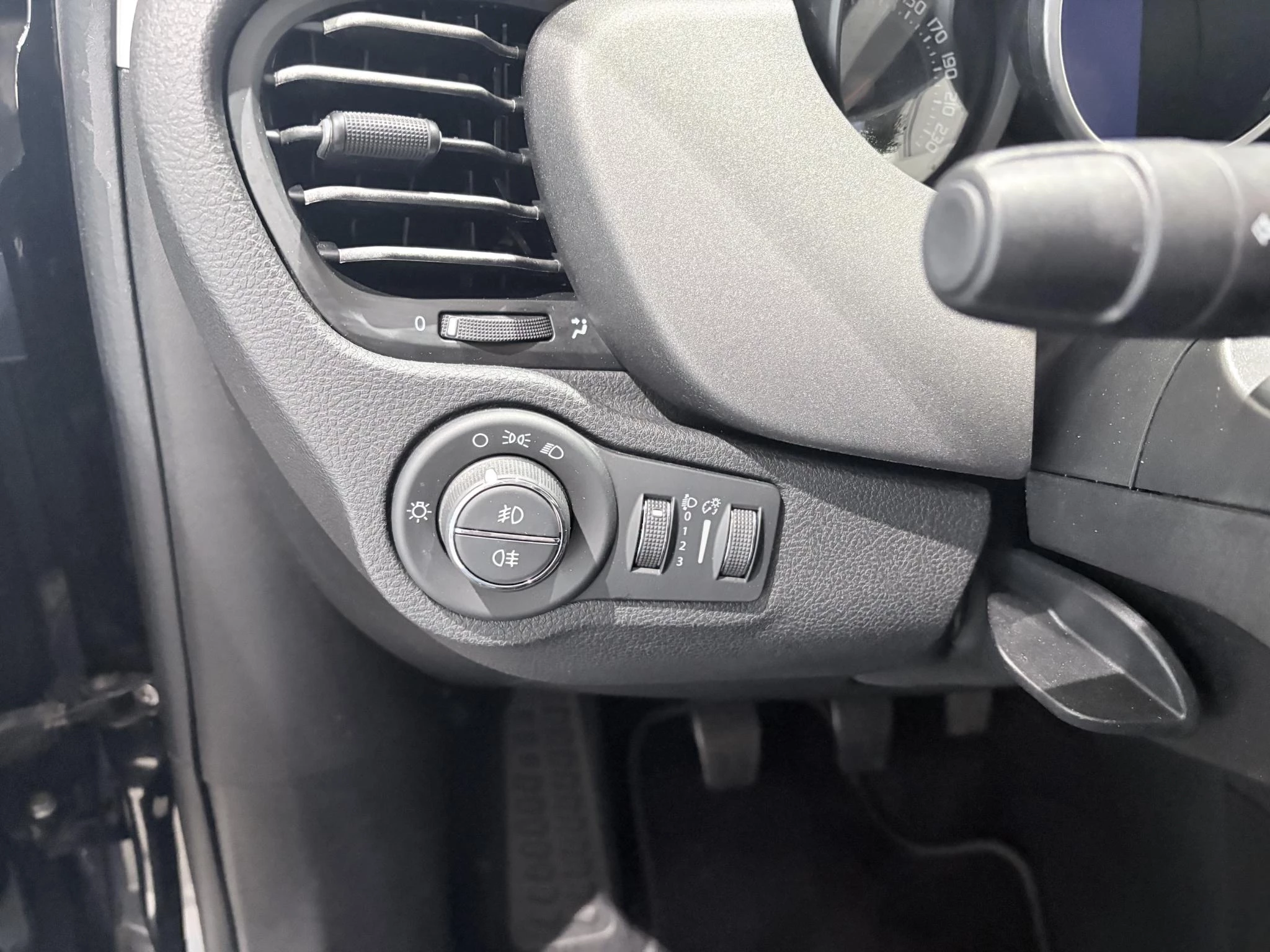 Fiat-500X-image-12