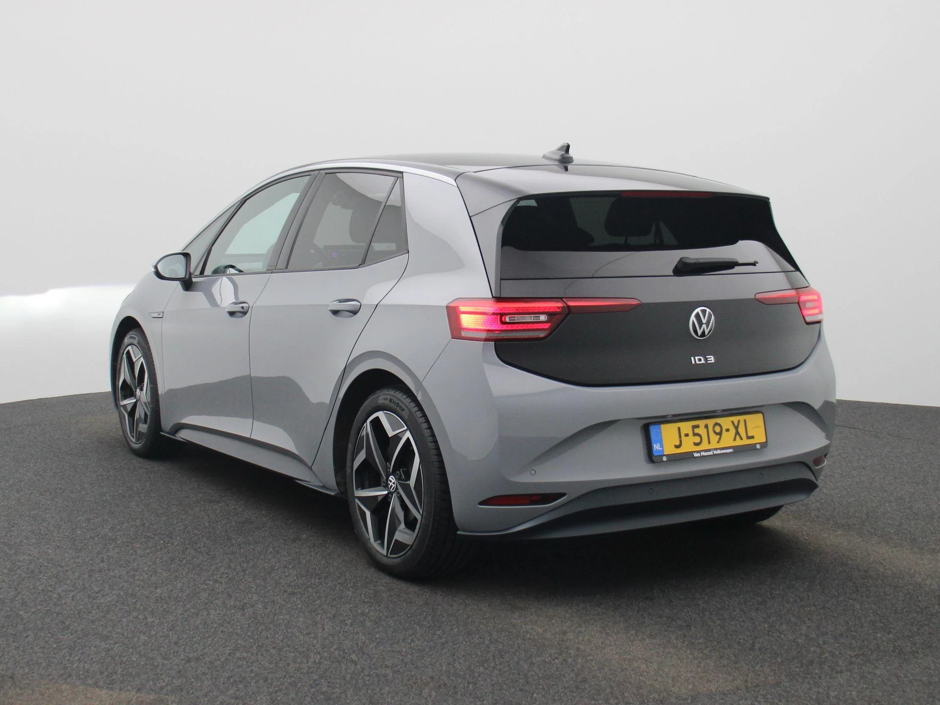 Volkswagen ID.3 First Plus 58 kWh | 204 PK