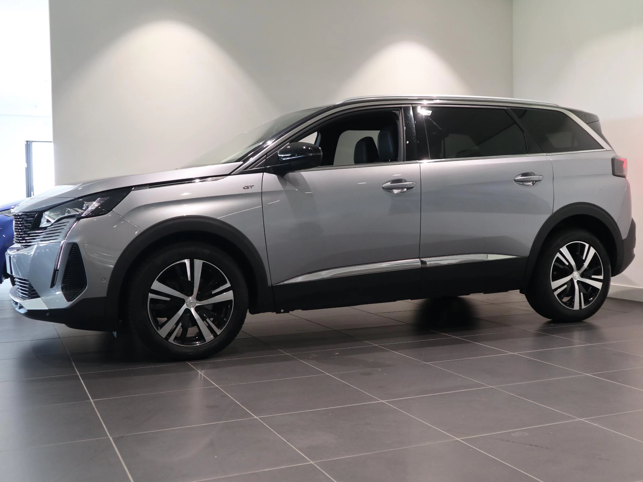 Peugeot-5008-image-3