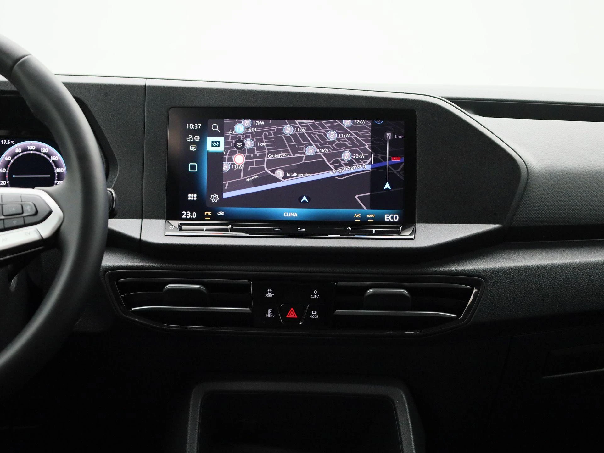 Volkswagen-Caddy-image-8