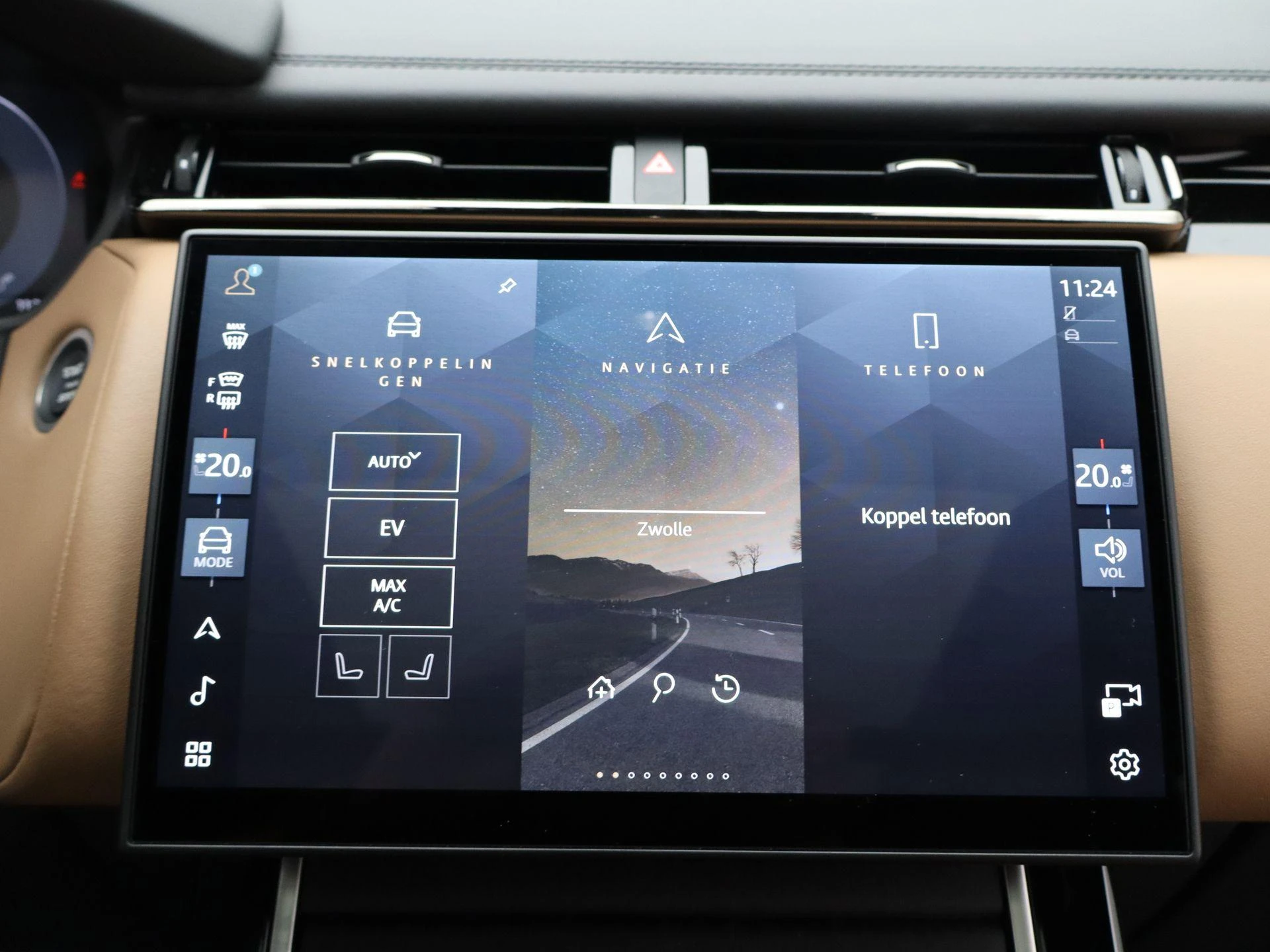 Land Rover-Range Rover Velar-image-17