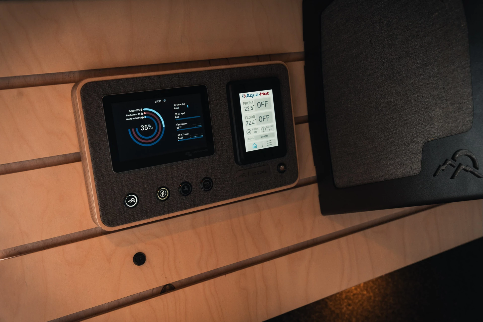 Mercedes-Benz-Sprinter-image-37