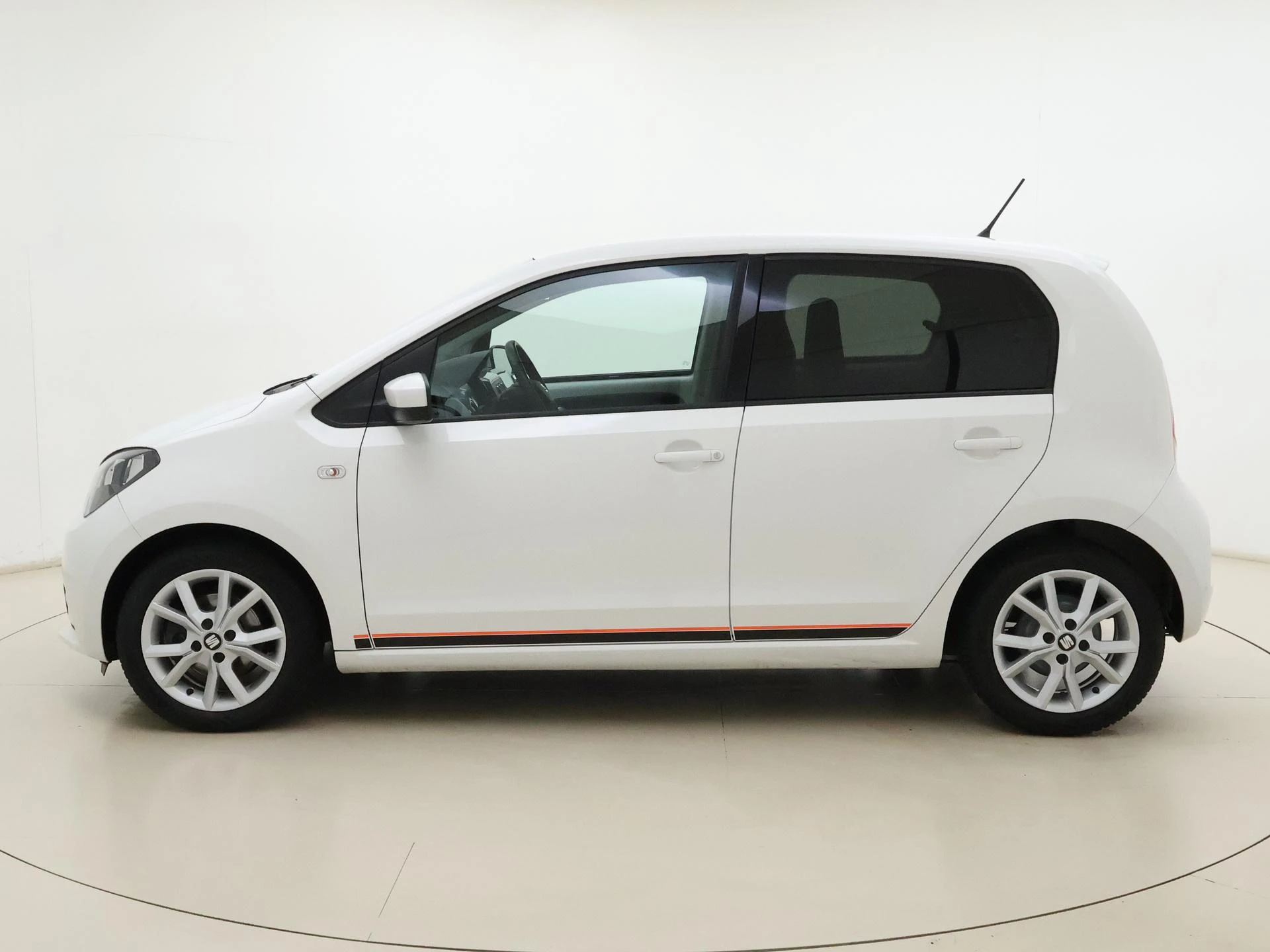 SEAT-Mii-image-1