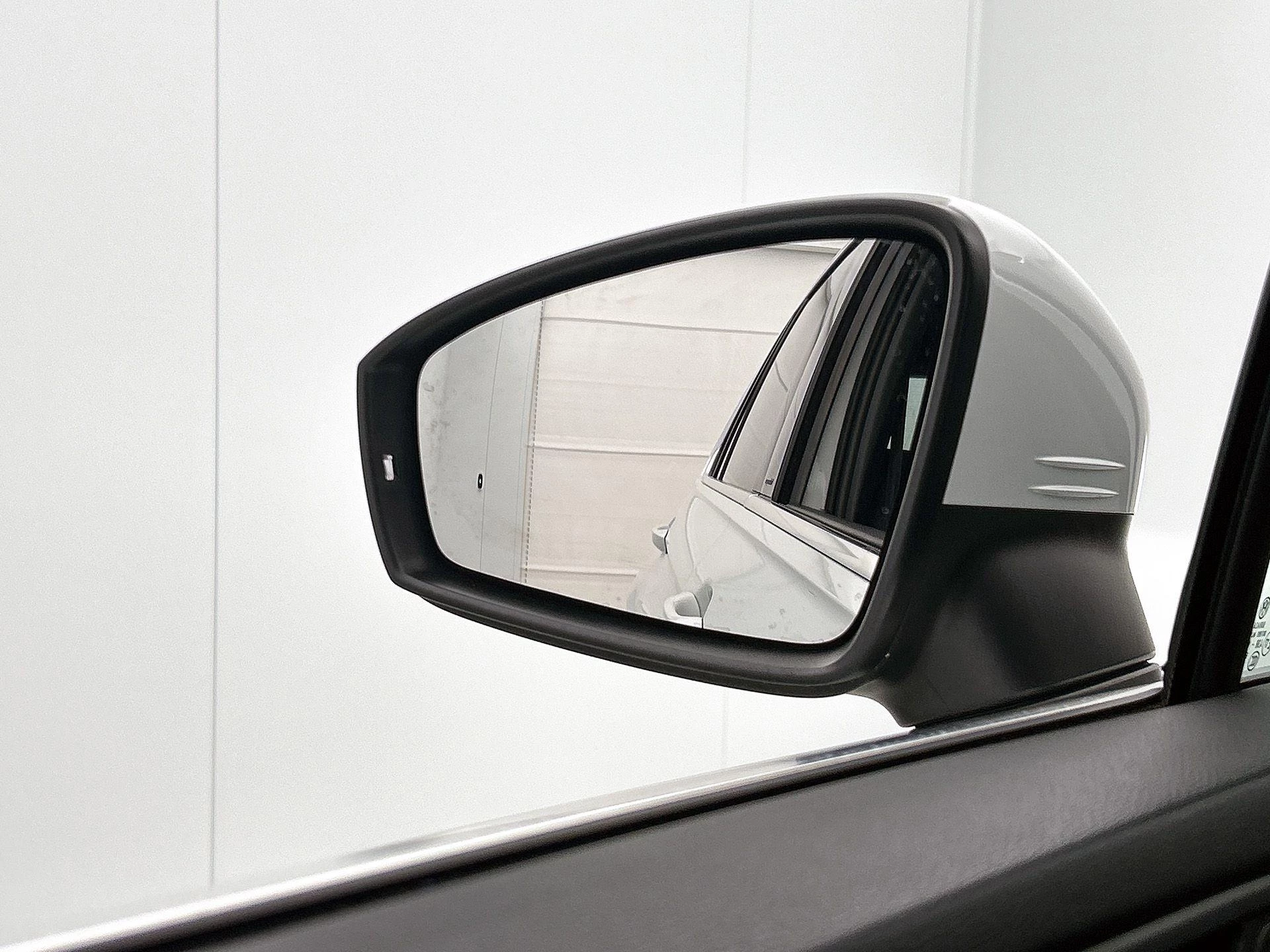 Volkswagen-Tiguan-image-21