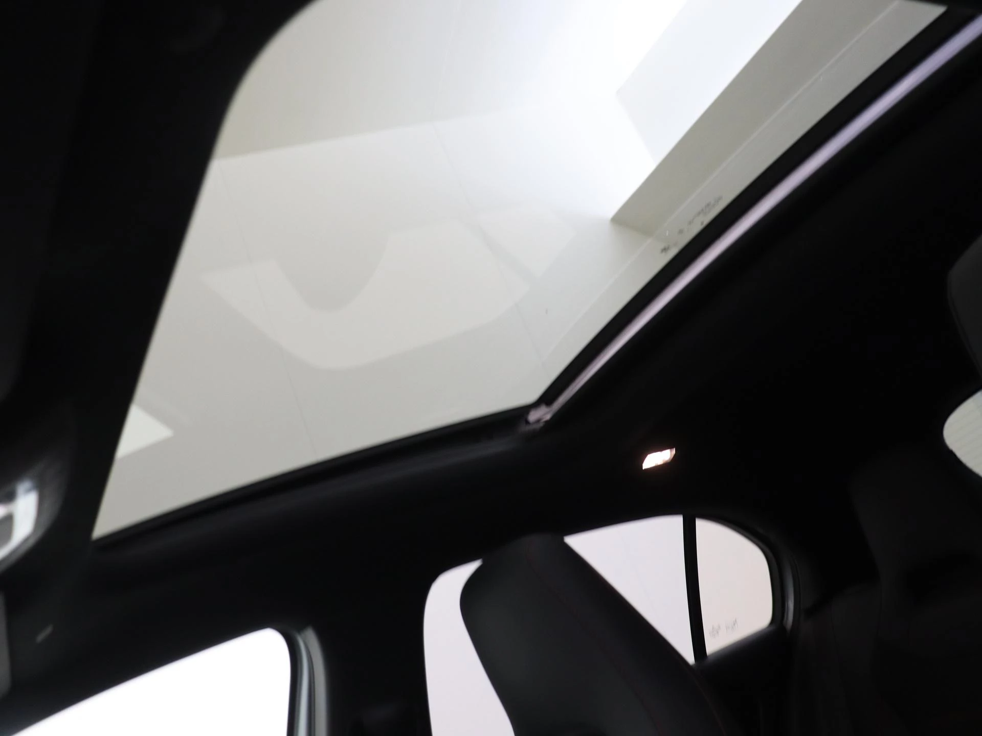 Mercedes-Benz-A-Klasse-image-31