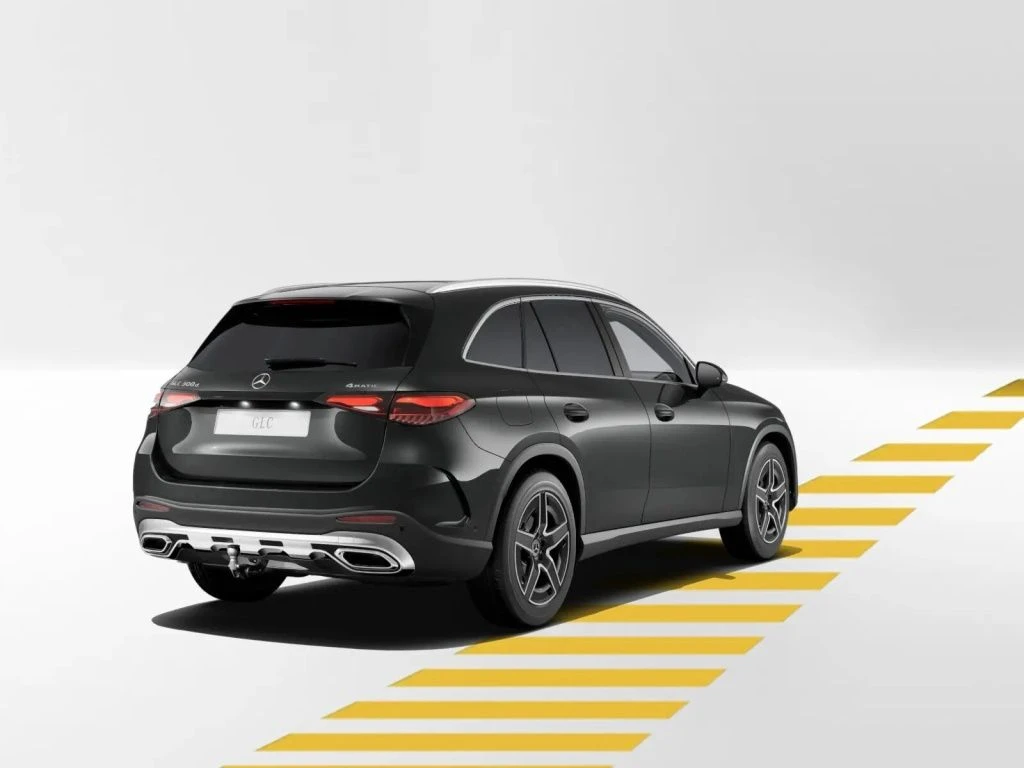 Mercedes-Benz-GLC 300 d-image-6