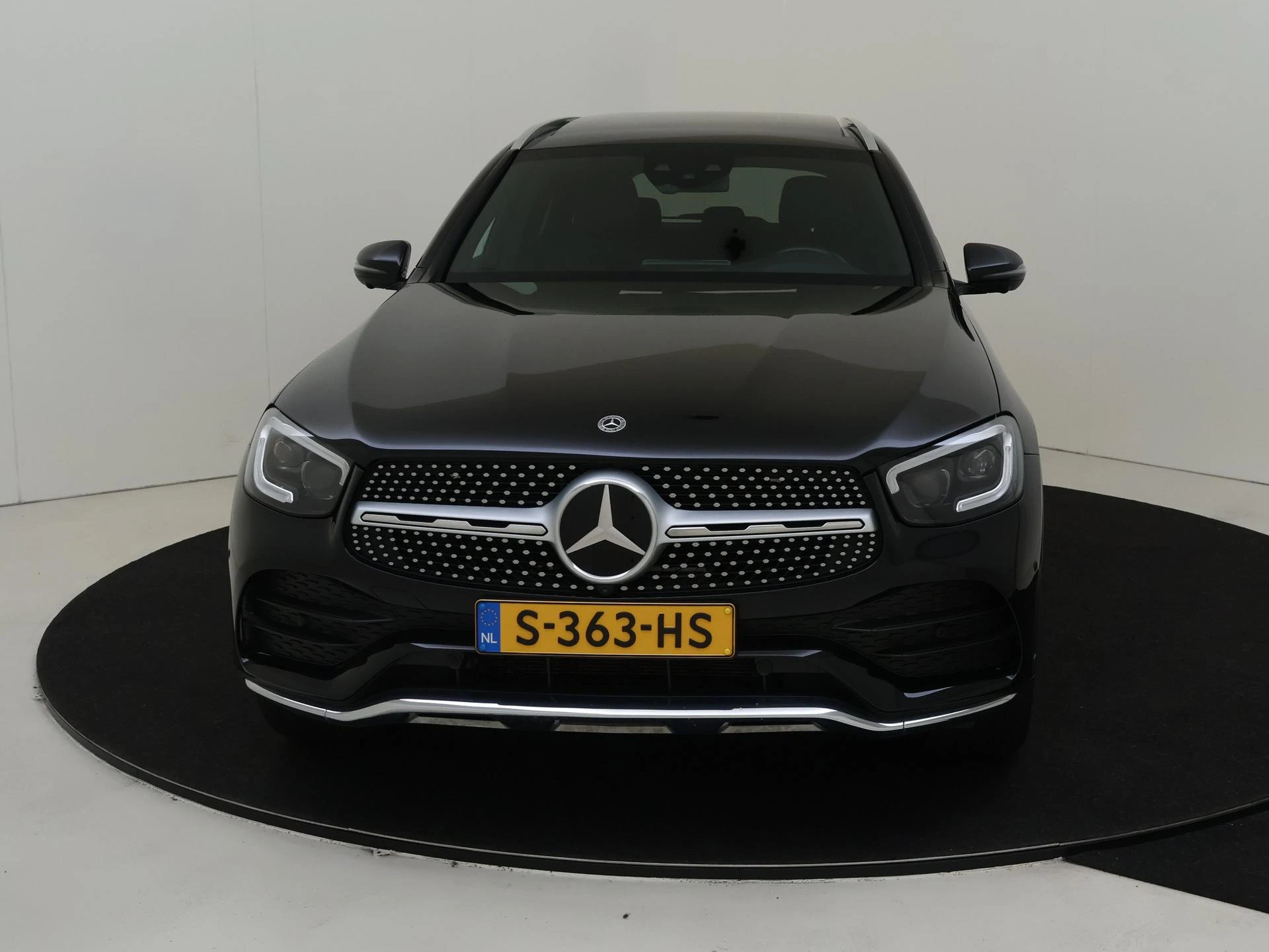 Mercedes-Benz-GLC-image-8