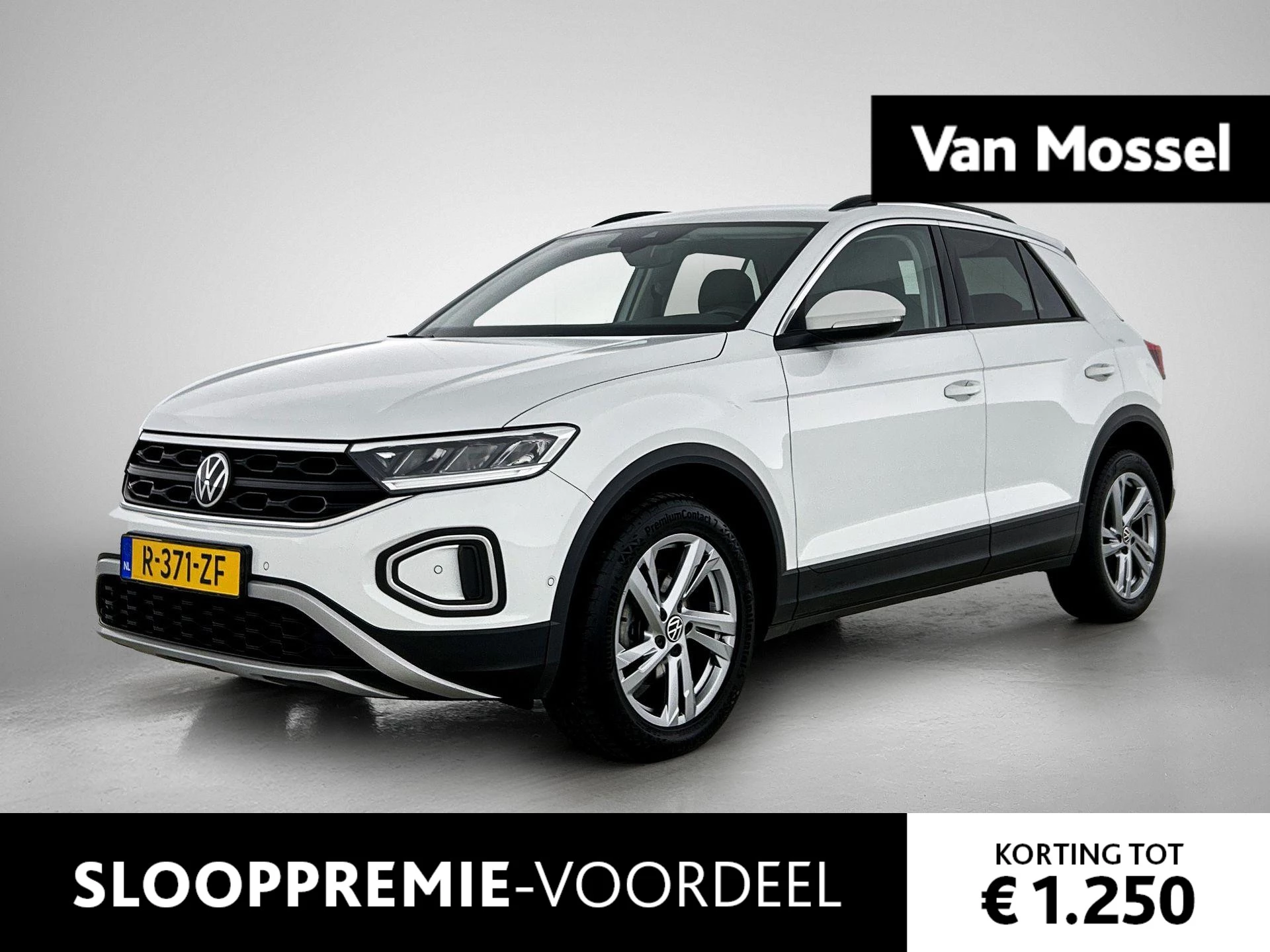 Volkswagen-T-Roc-image-0