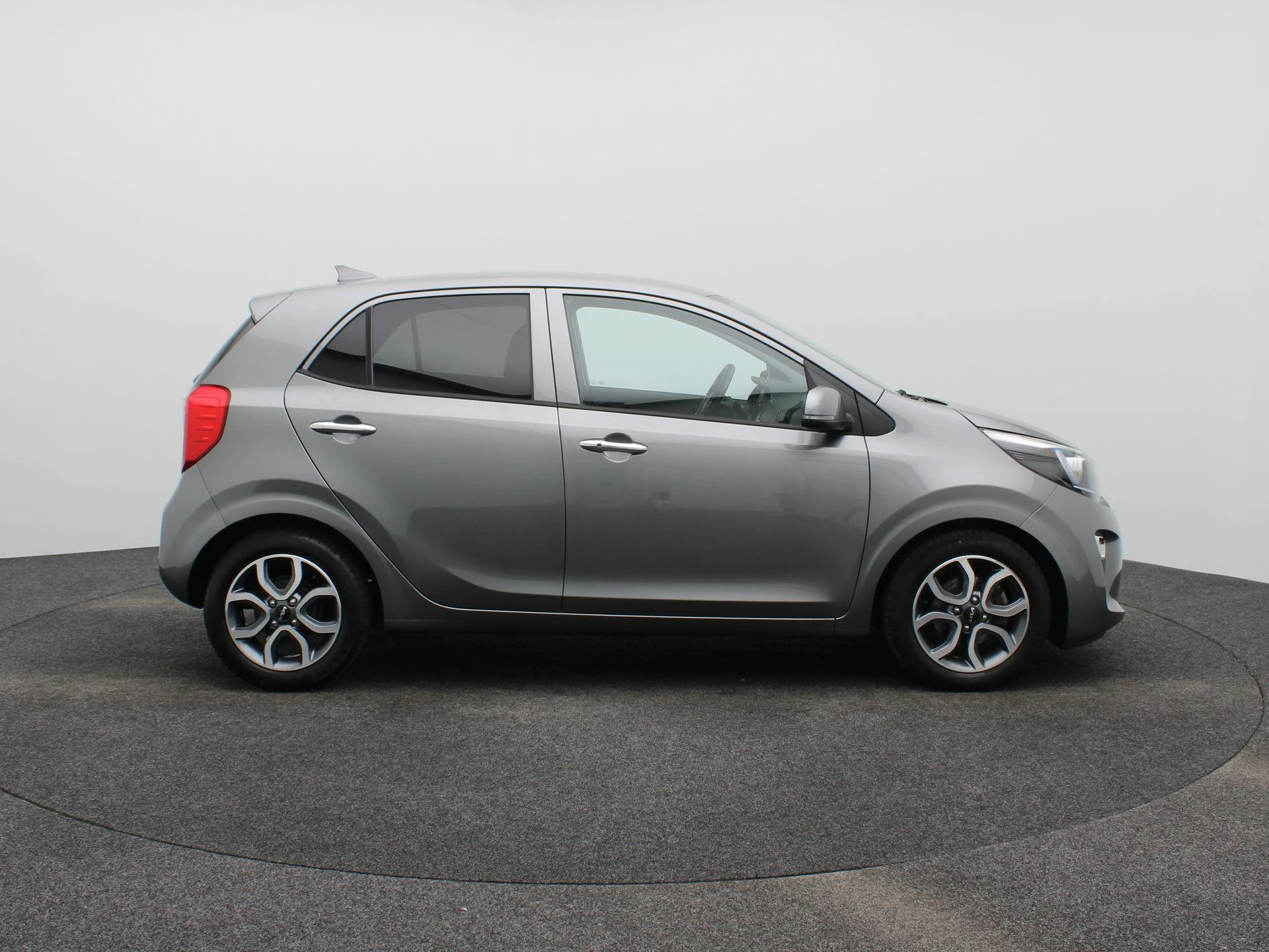 Kia-Picanto-image-5