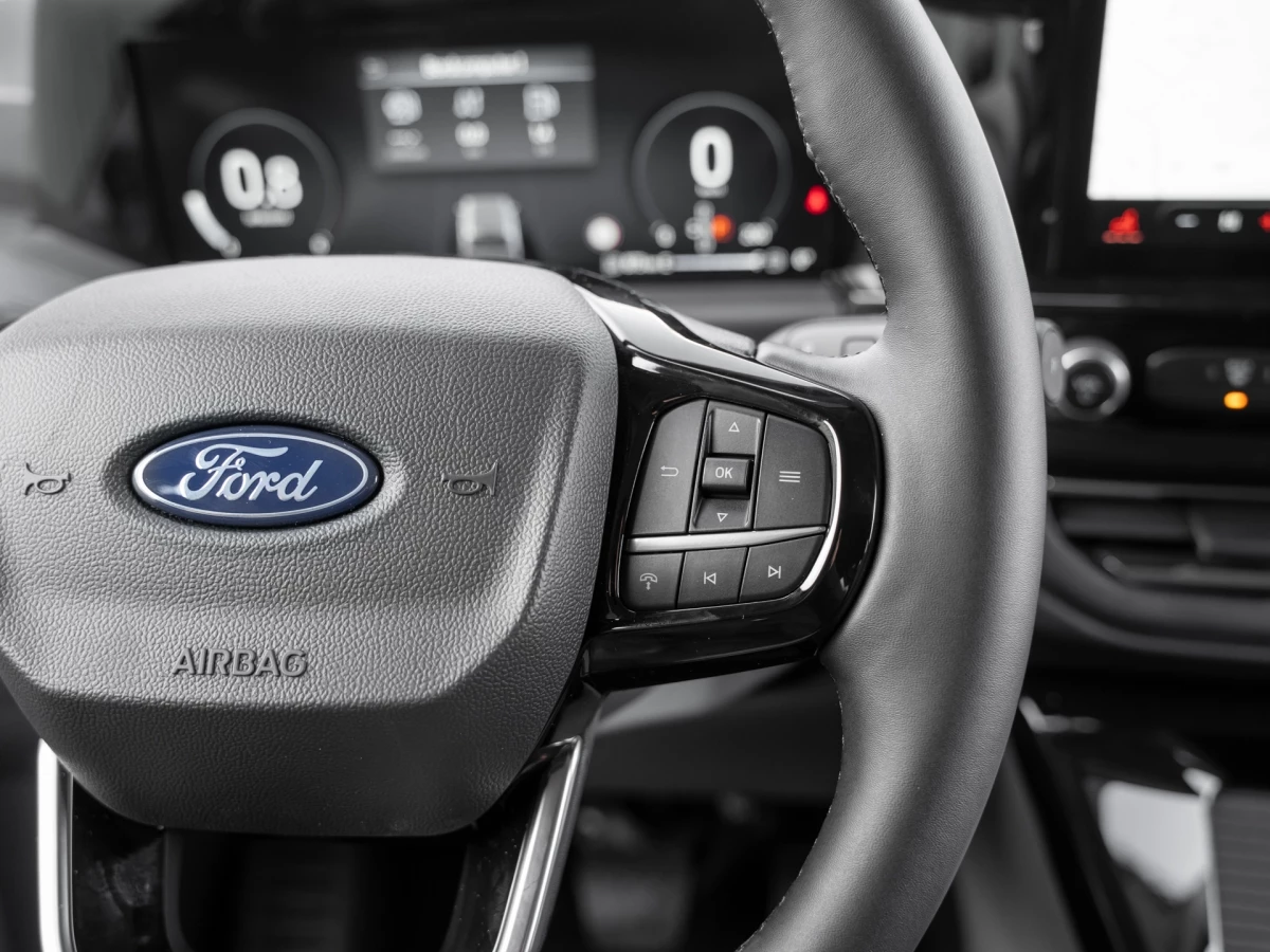 Ford-Tourneo Custom-image-16