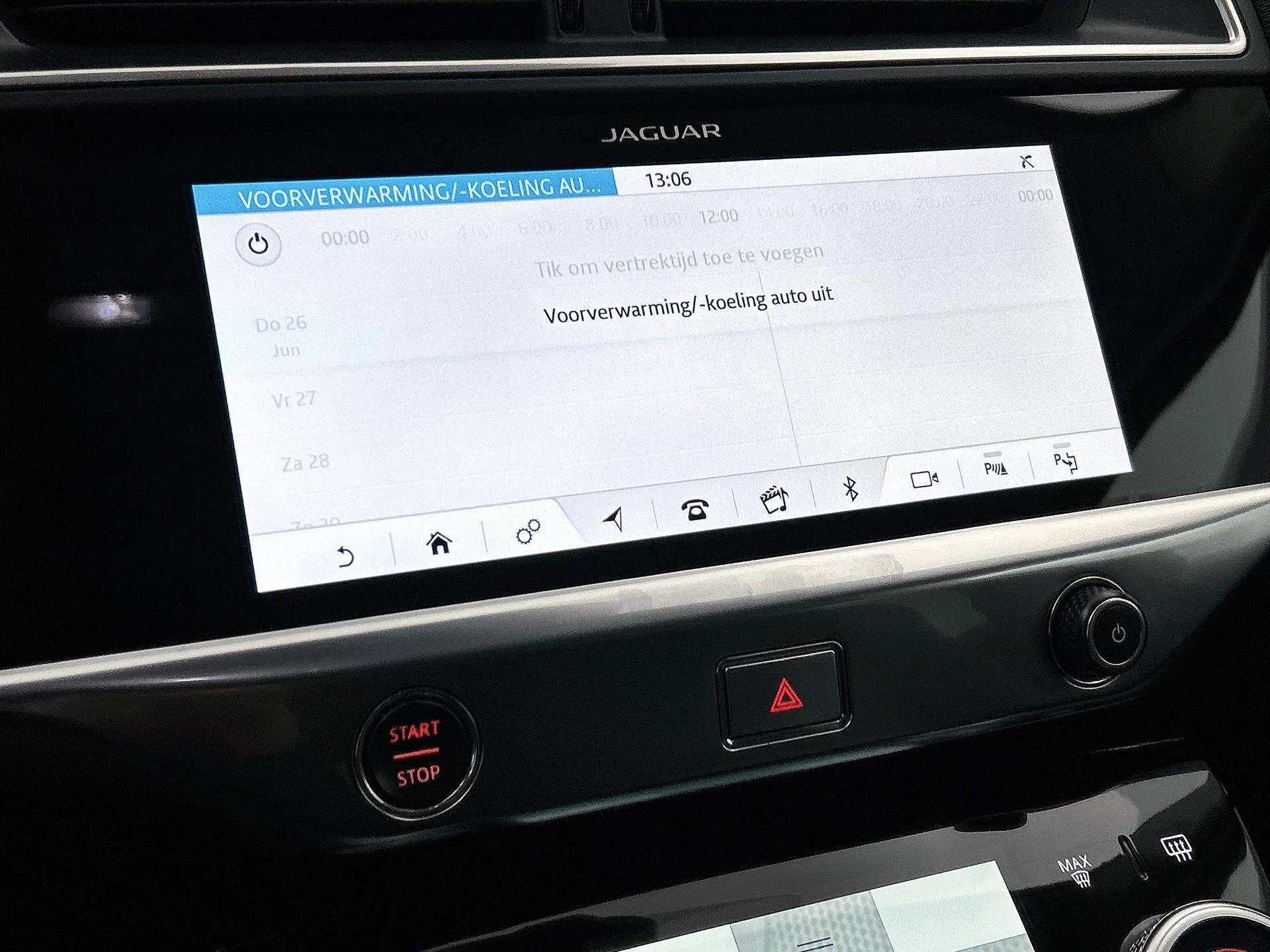 Jaguar-I-PACE-image-35