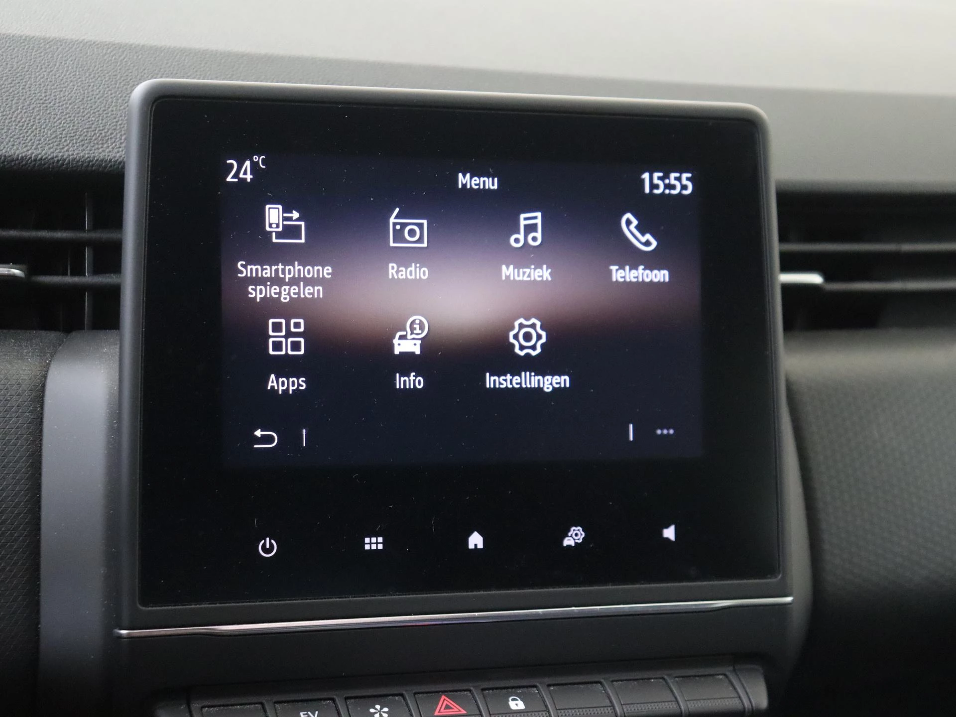 Renault-Clio-image-15