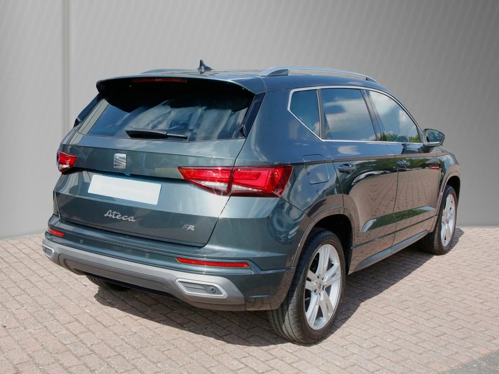 SEAT Ateca 1.5 TSI DSG FR 18" ACC Pano SHZ LED Rückfa