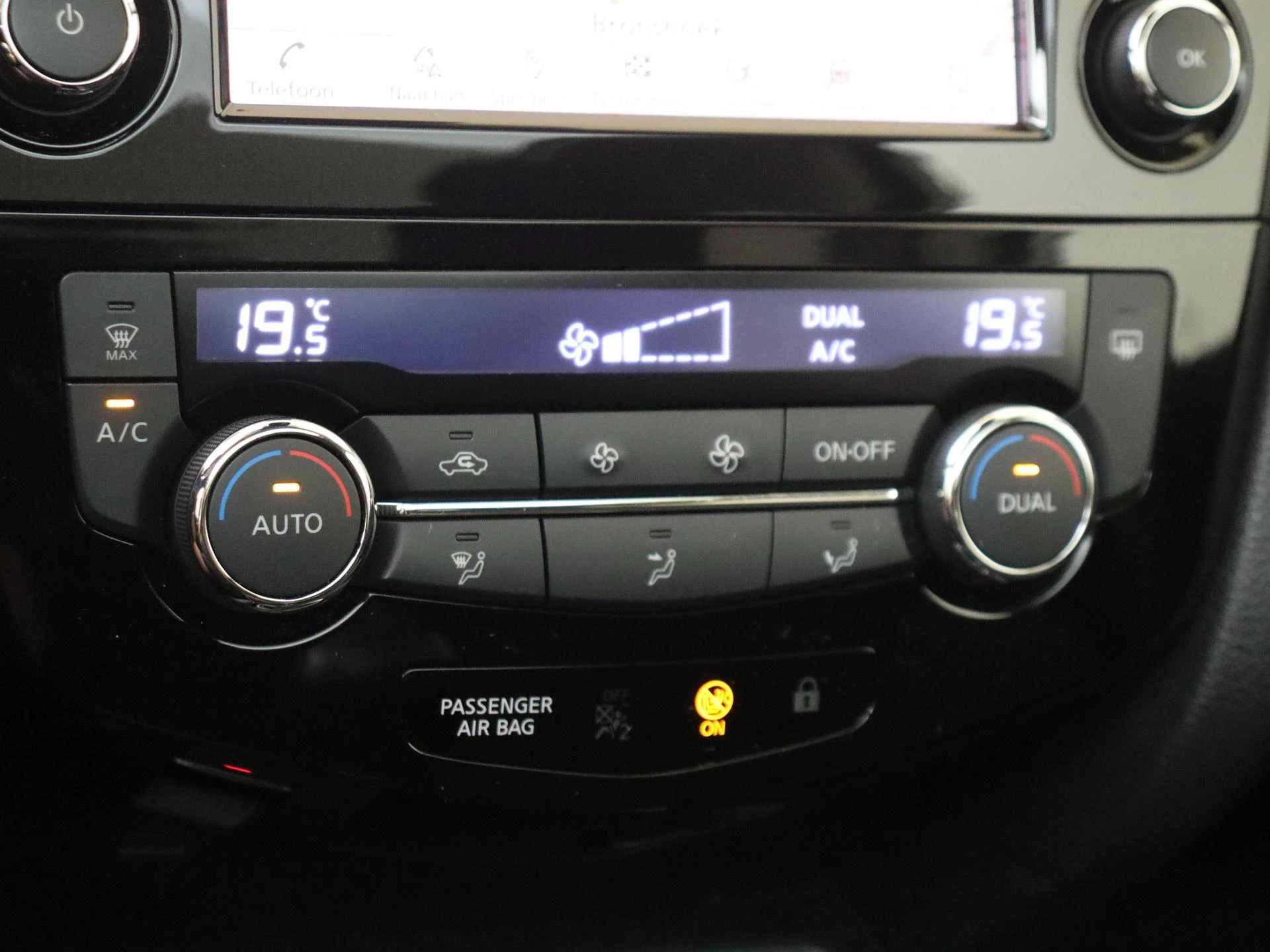 Nissan-QASHQAI-image-19