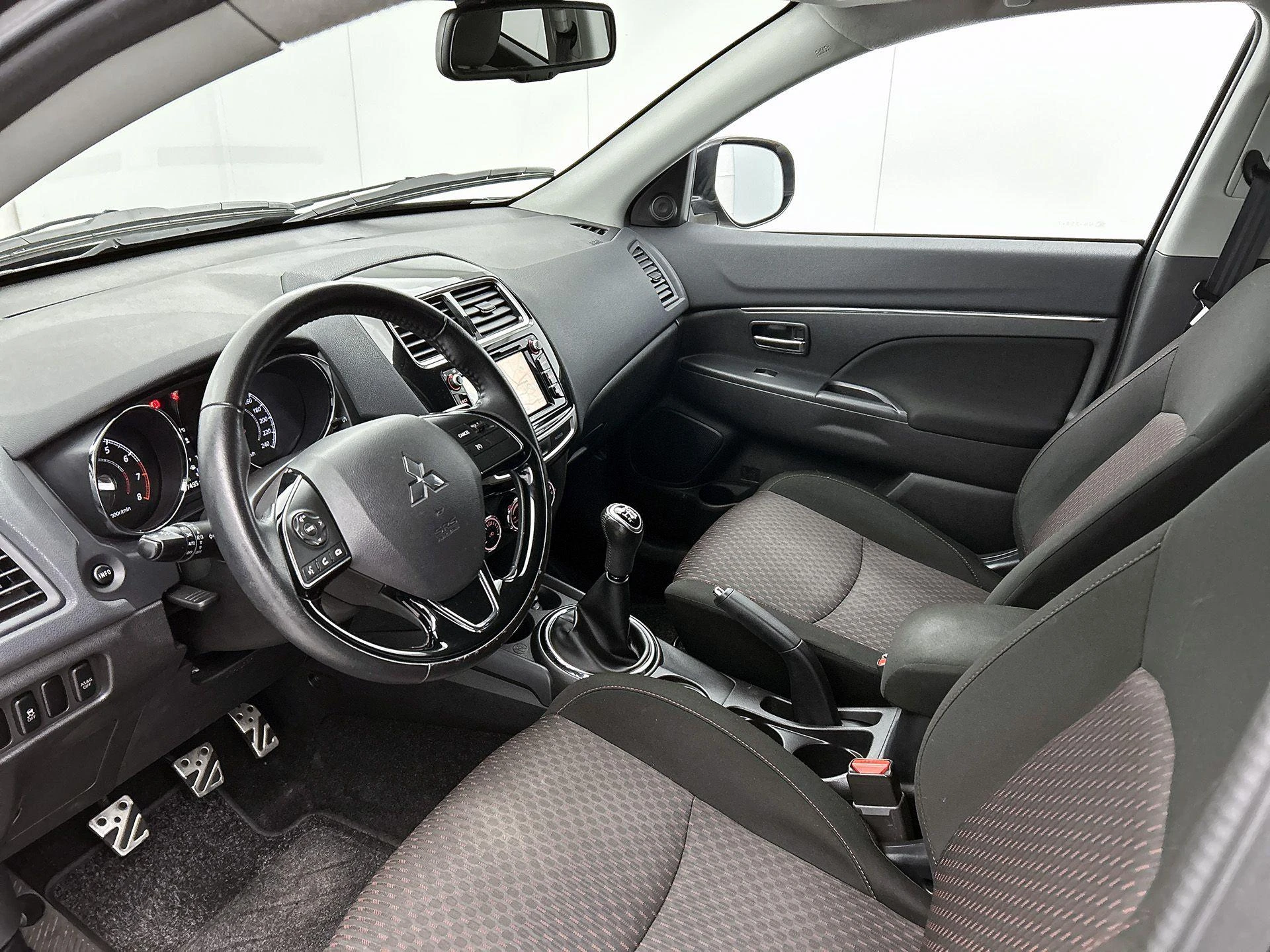 Mitsubishi-ASX-image-18