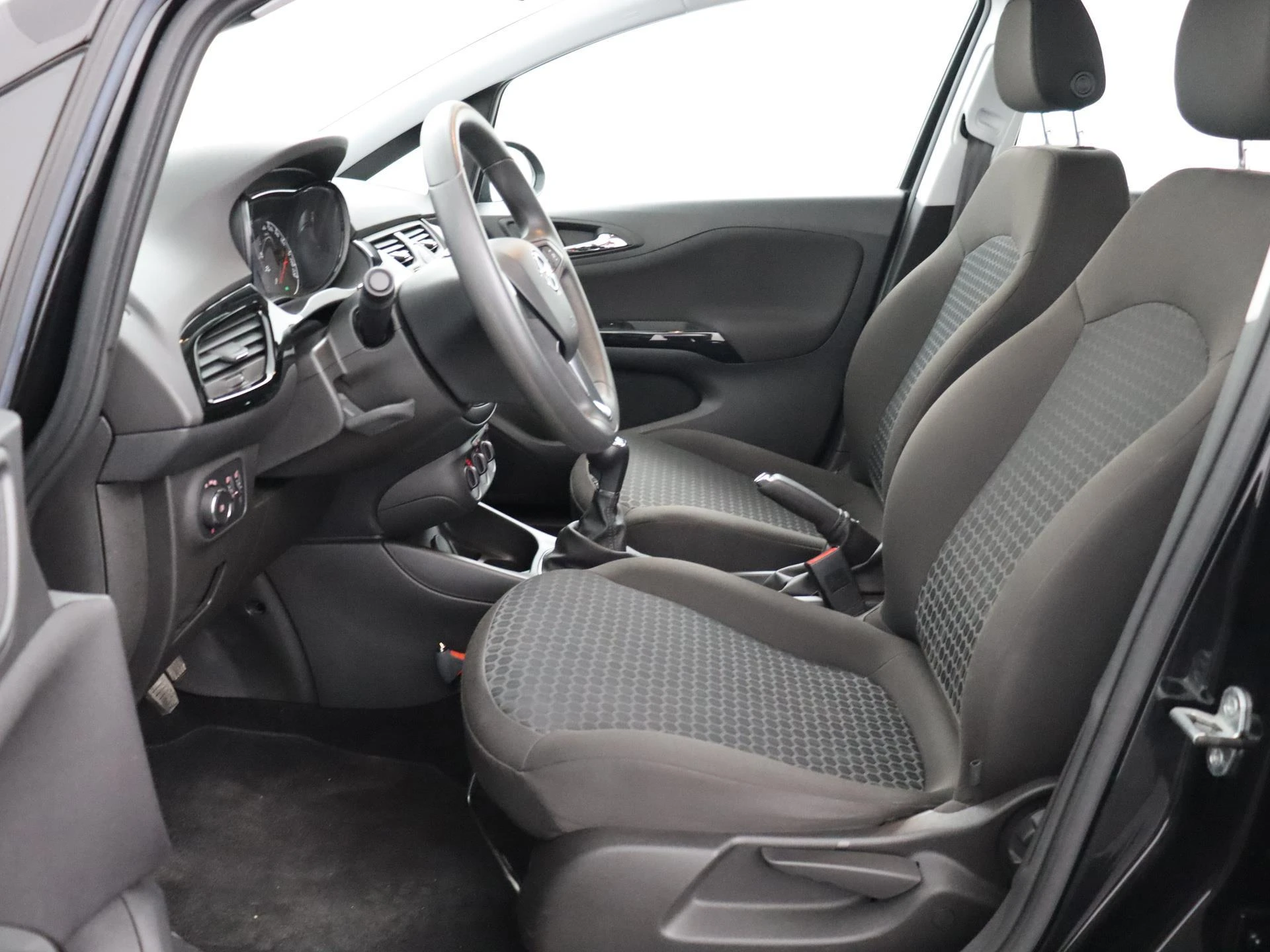 Opel-Corsa-image-3