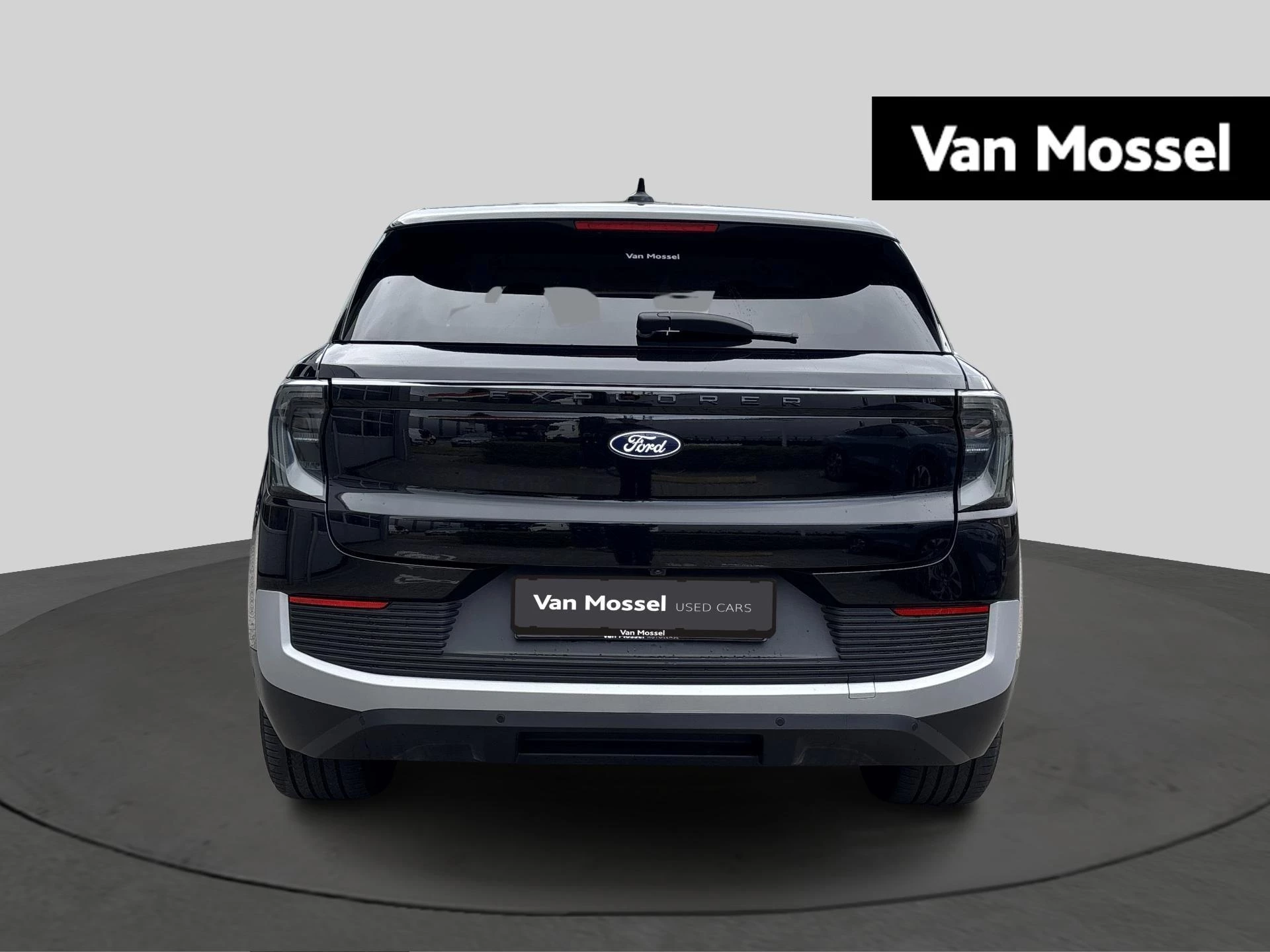 Ford-Explorer-image-2