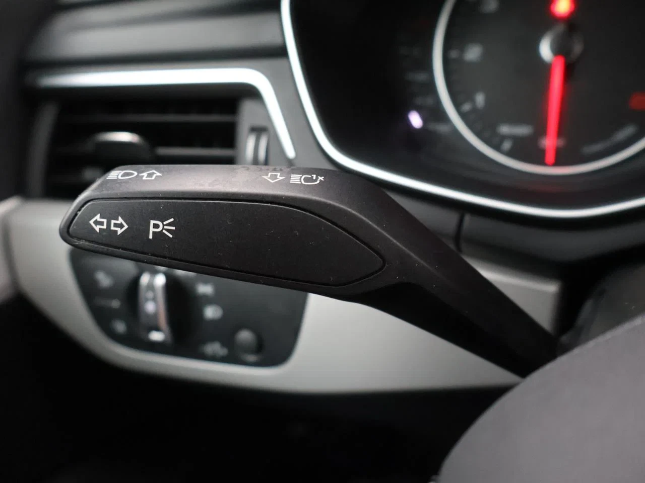 Audi-A4-image-13