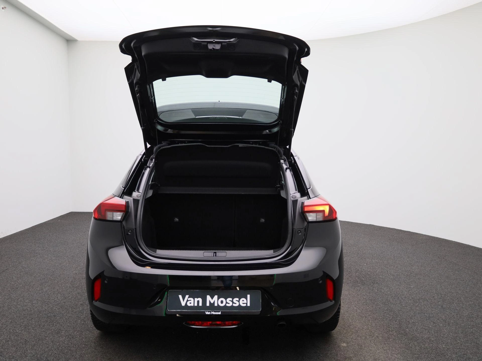 Opel-Corsa-image-10