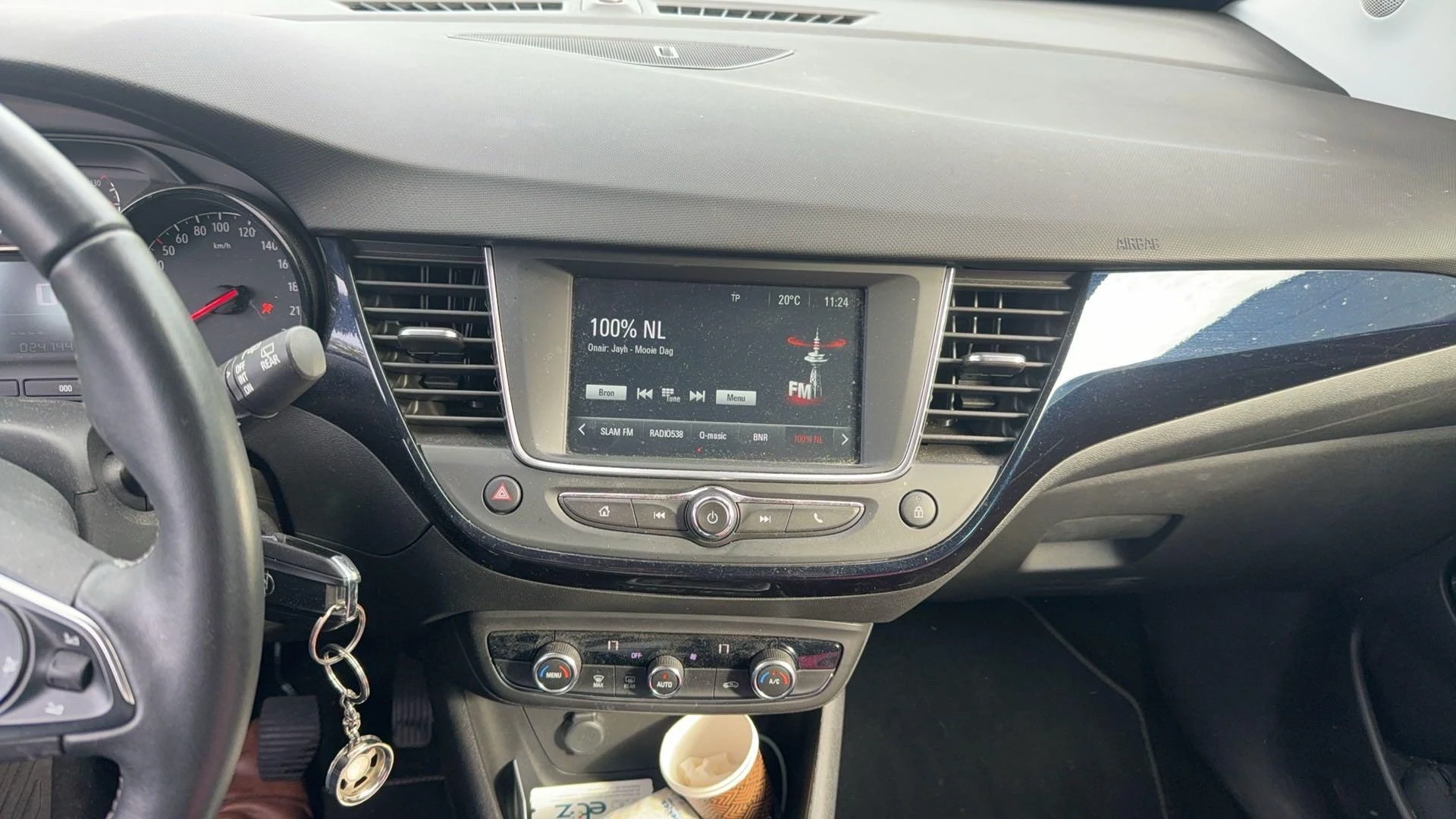 Opel-Crossland X-image-22