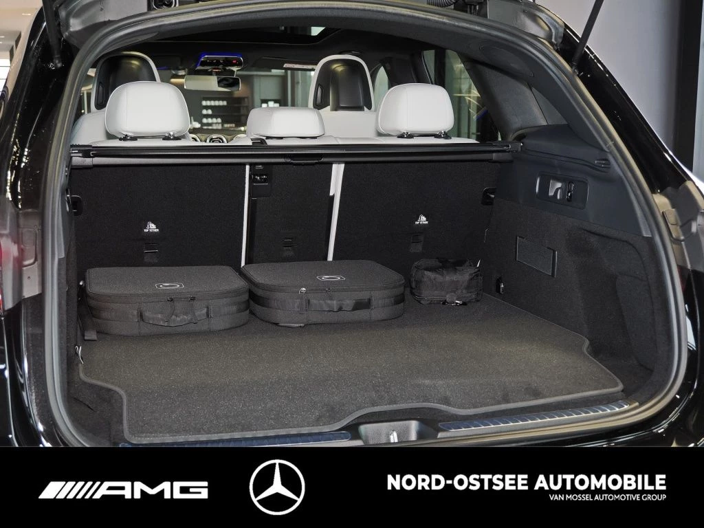 Mercedes-Benz GLC 300 de 4m AMG PANO AHK DIG-LIGHT DISTR 360° AMG Line
