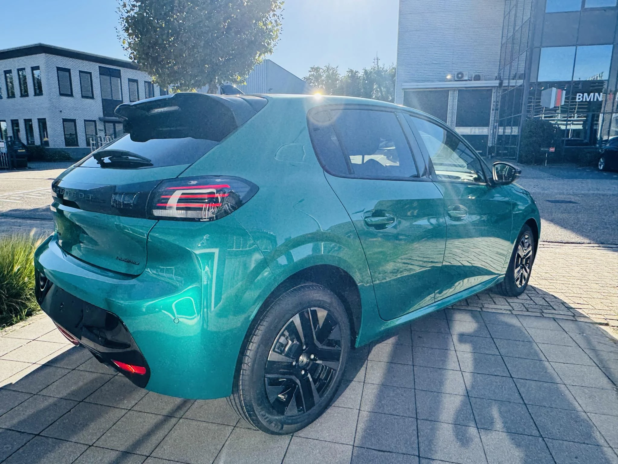 Peugeot-208-image-10