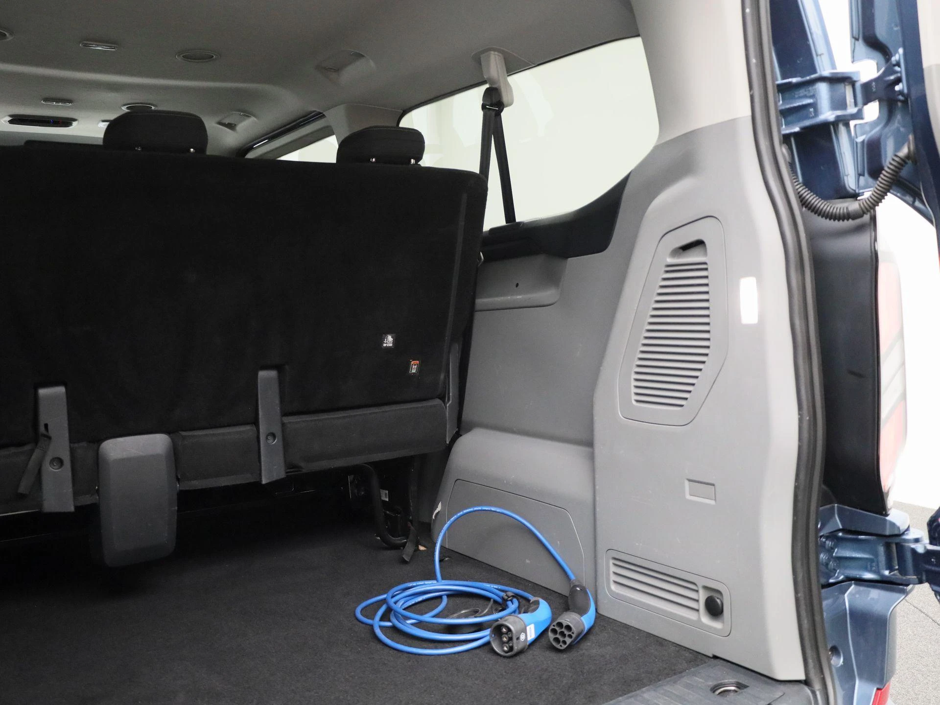 Ford-Transit Custom-image-13