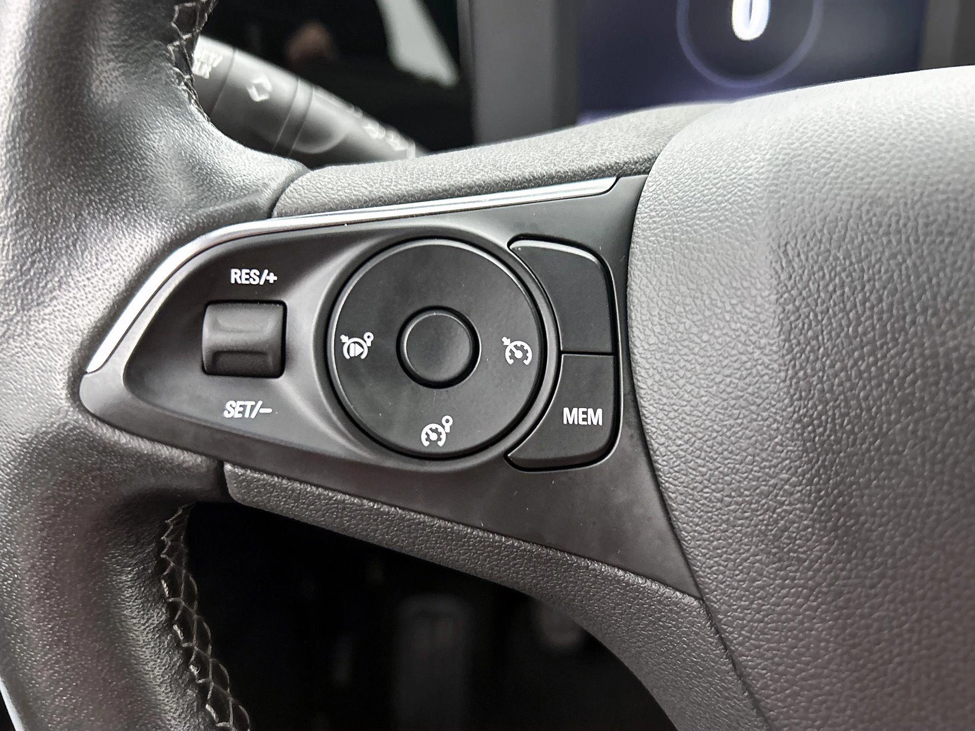 Opel-Mokka-image-5