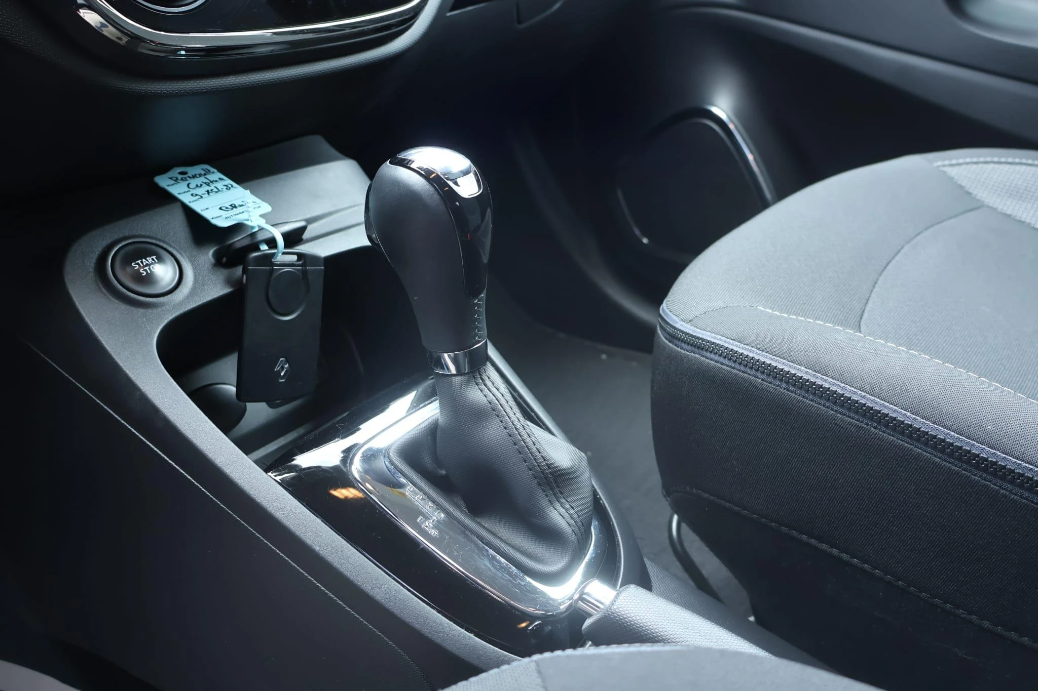 Renault-Captur-image-11