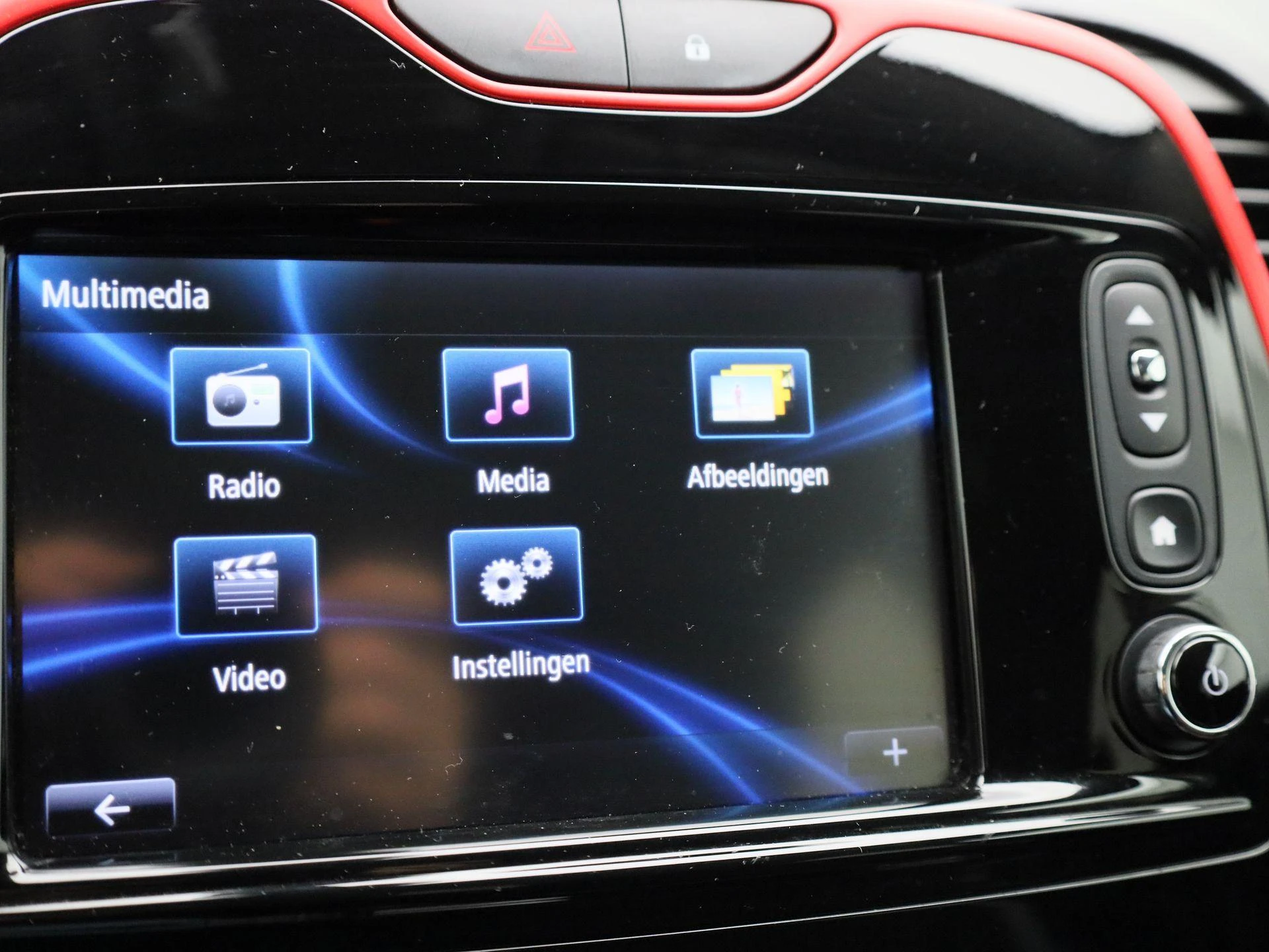Renault-Captur-image-20