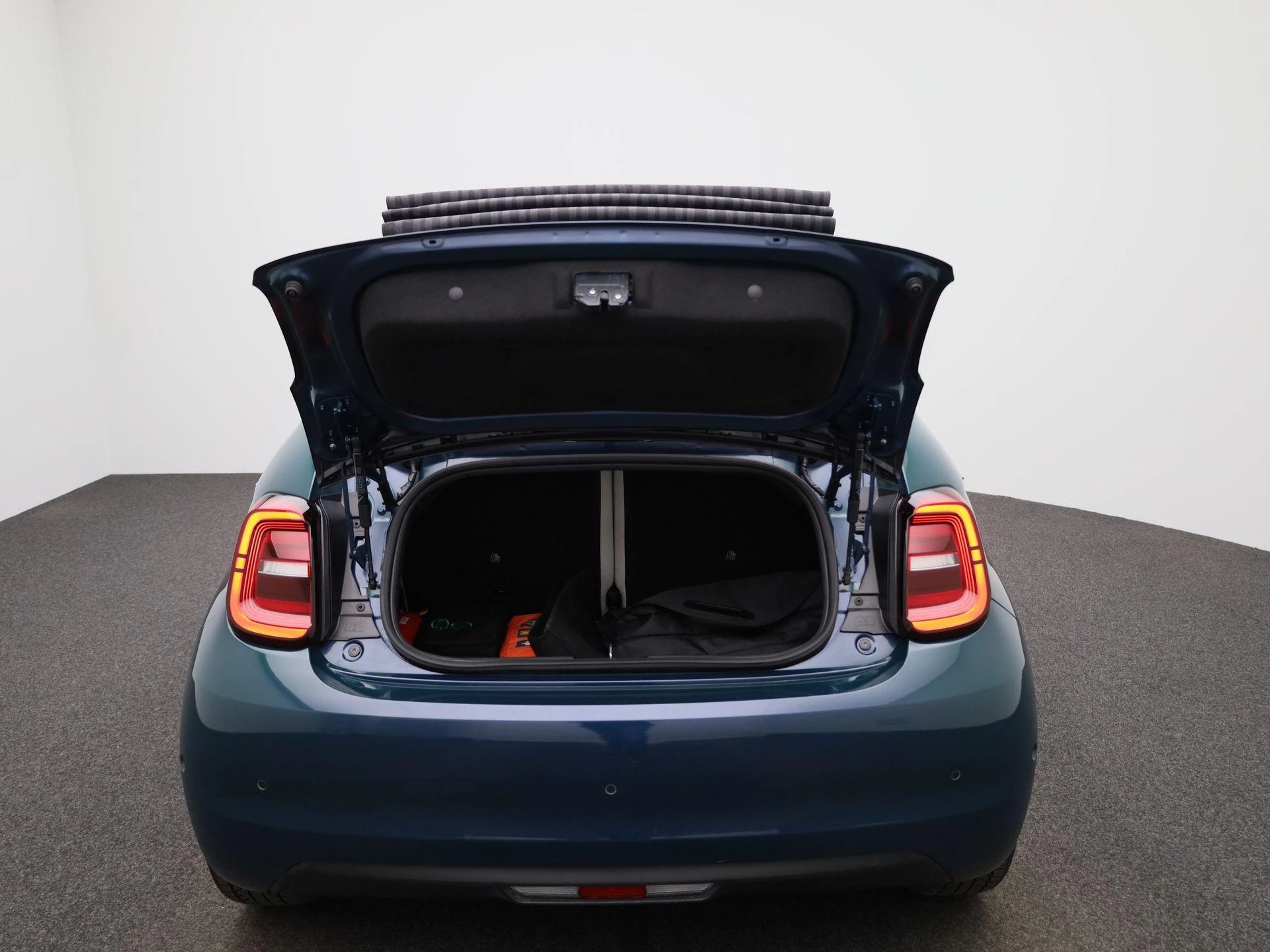 Fiat 500C 1.0 Hybrid LA PRIMA cabrio